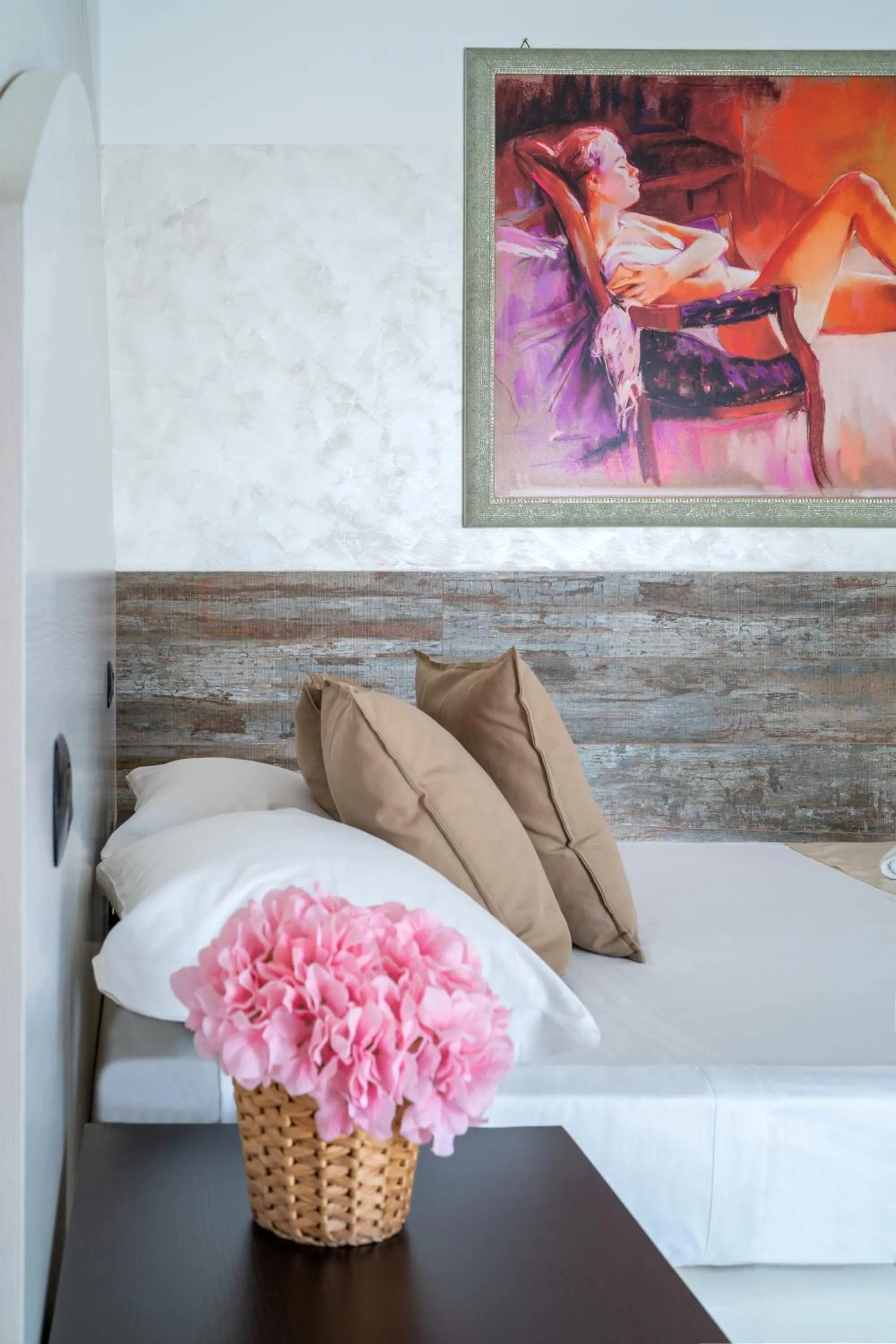 Bed in Hotel San Luca