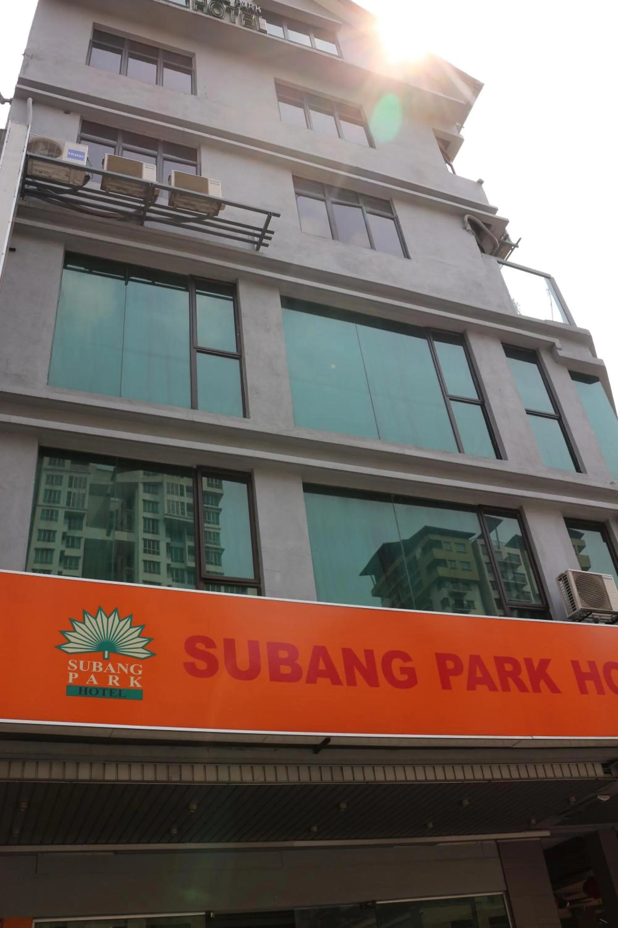 Facade/entrance in Subang Park Hotel