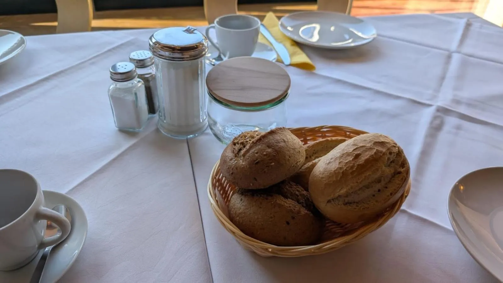 Breakfast in Hotel Central Garni
