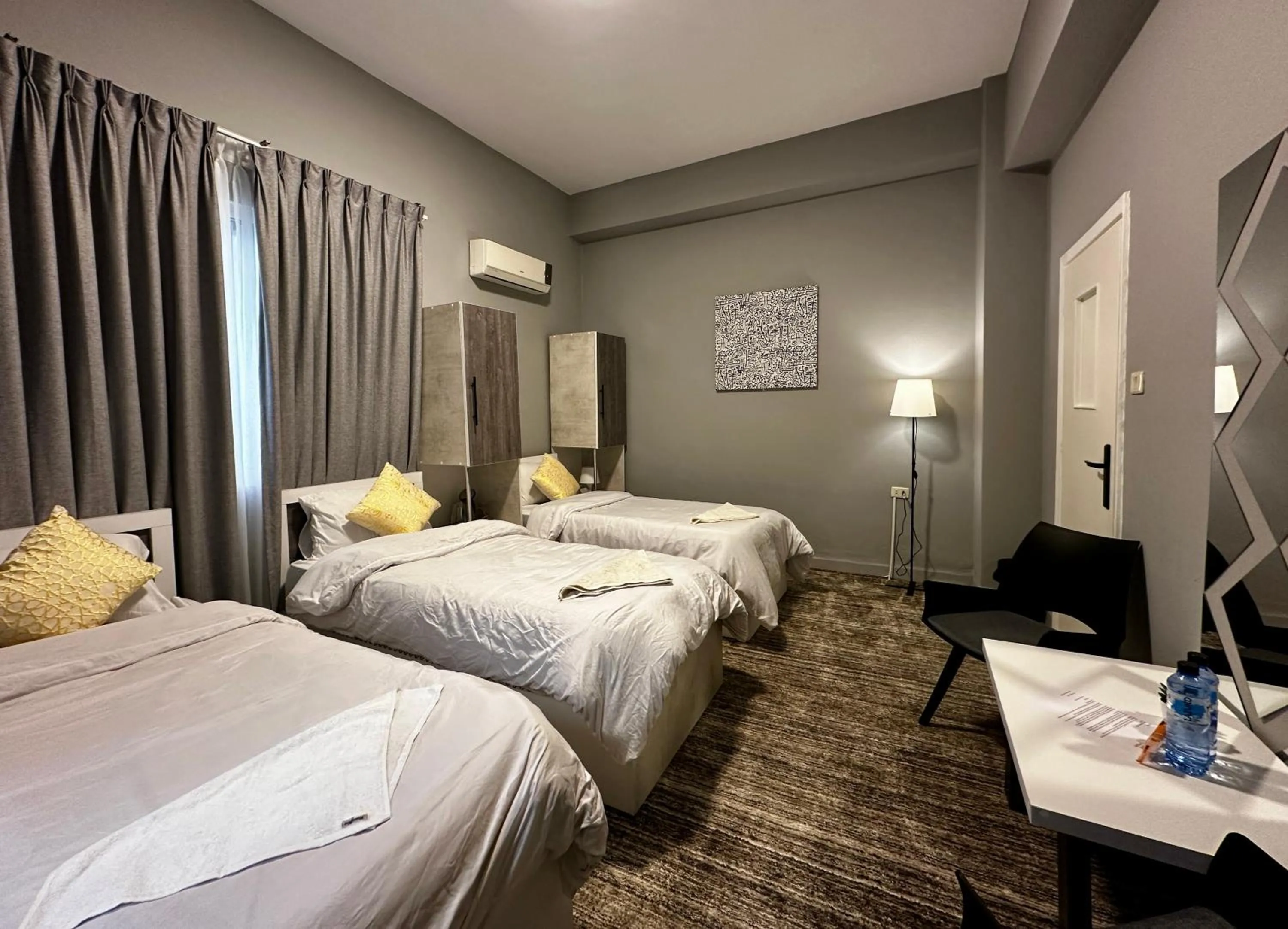 Photo of the whole room, Bed in Beit Ahlan