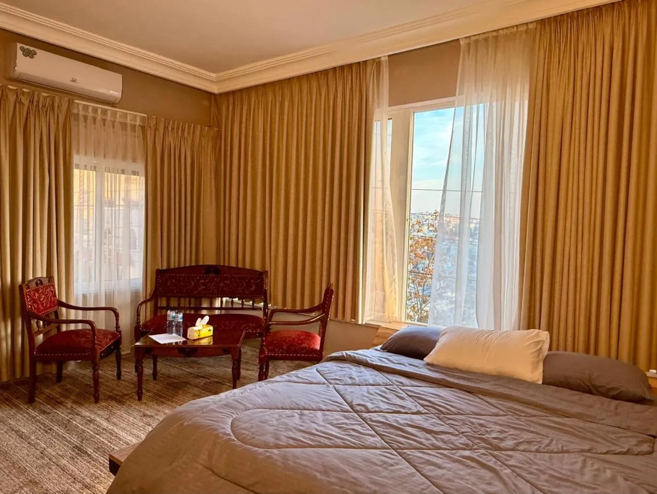 Photo of the whole room, Bed in Beit Ahlan