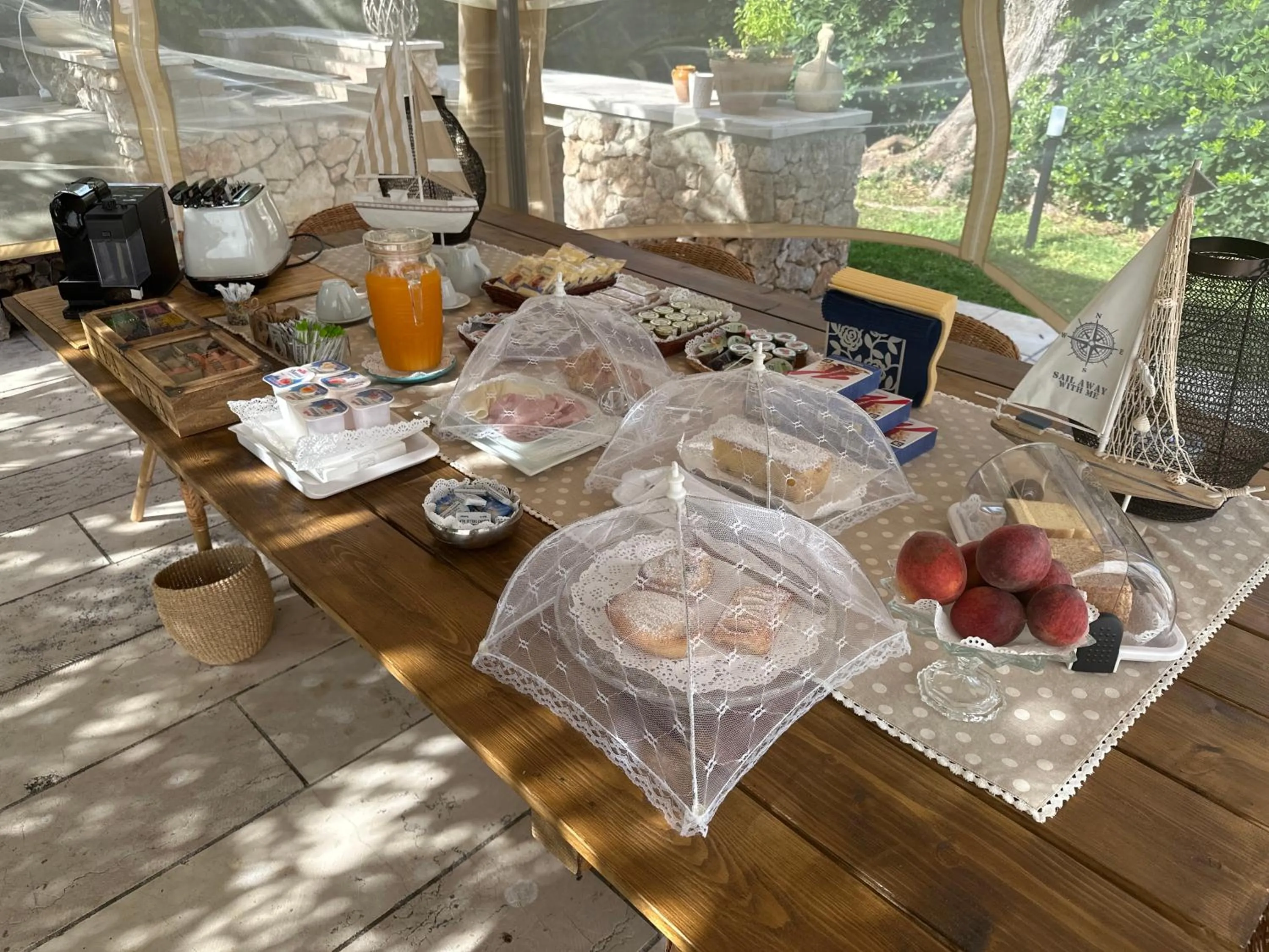 Breakfast in Villa Teresa Maria