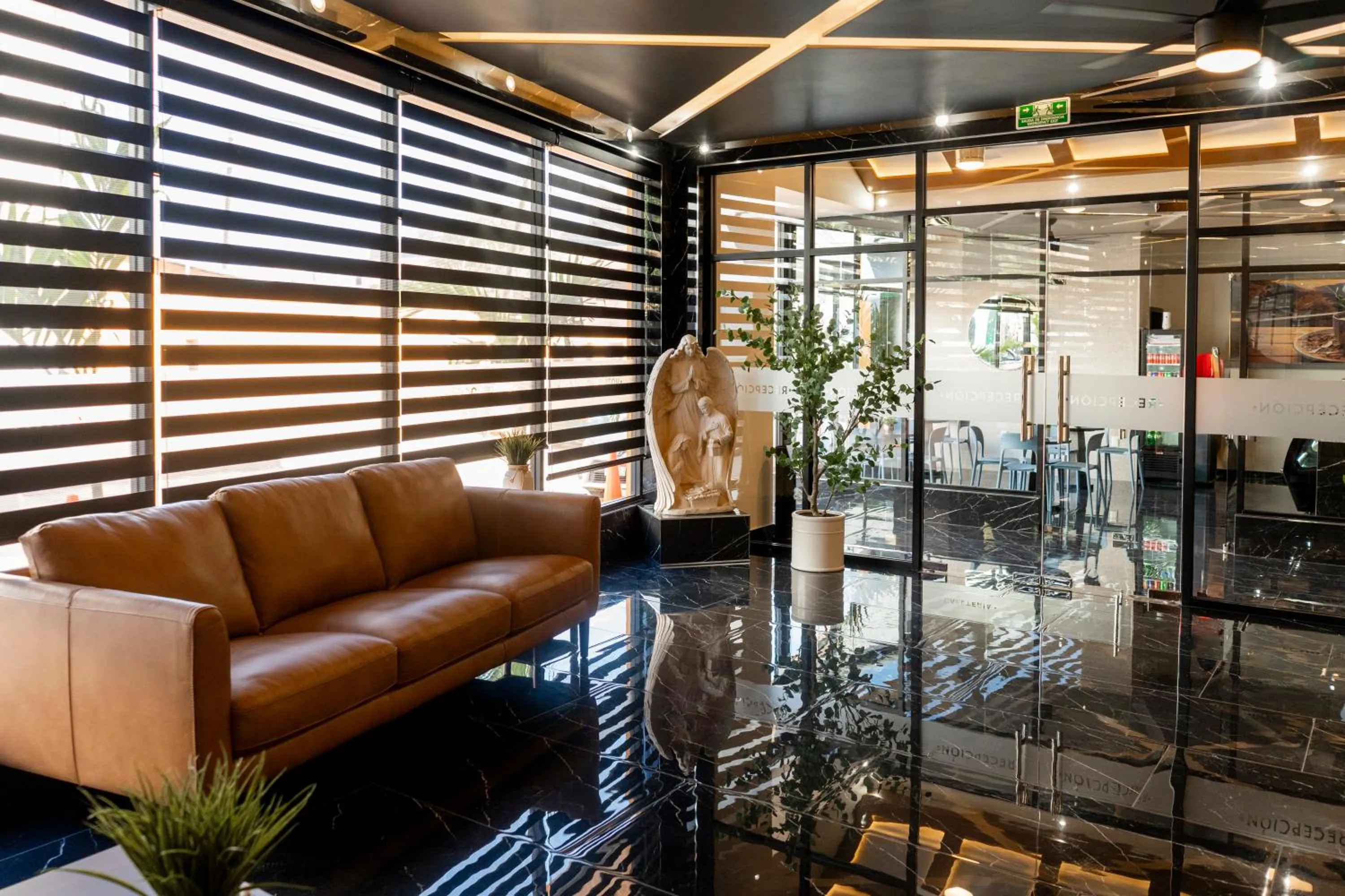 Lobby or reception in Hotel Socram GH