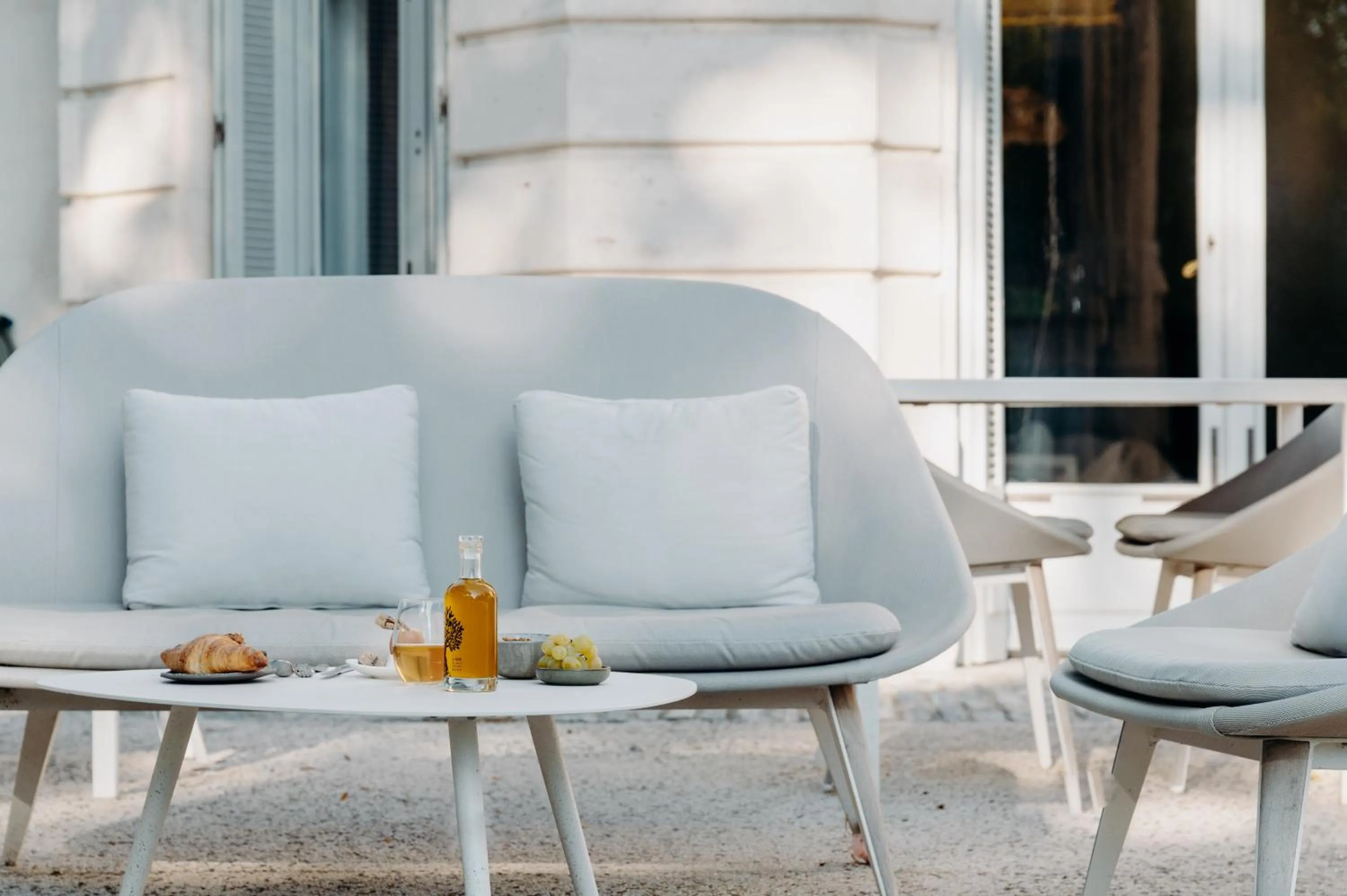 Buffet breakfast in Hôtel Domaine de Biar