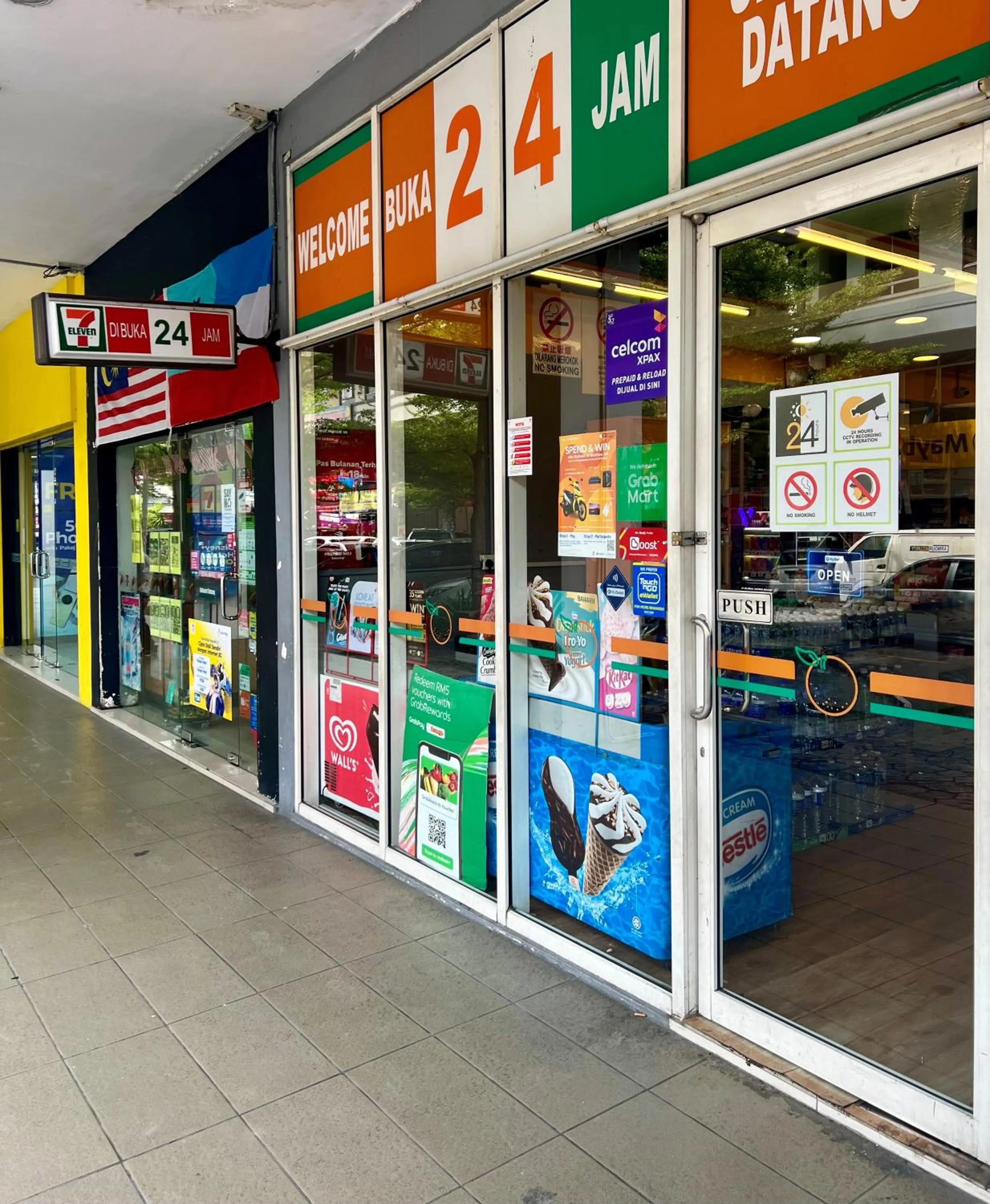 Area and facilities in Pan Borneo Hotel Kota Kinabalu