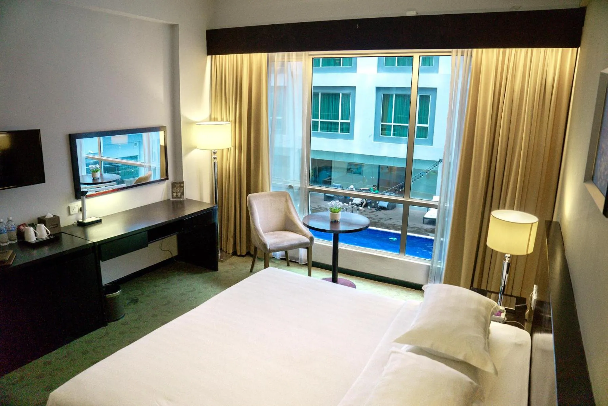 Bed in Pan Borneo Hotel Kota Kinabalu