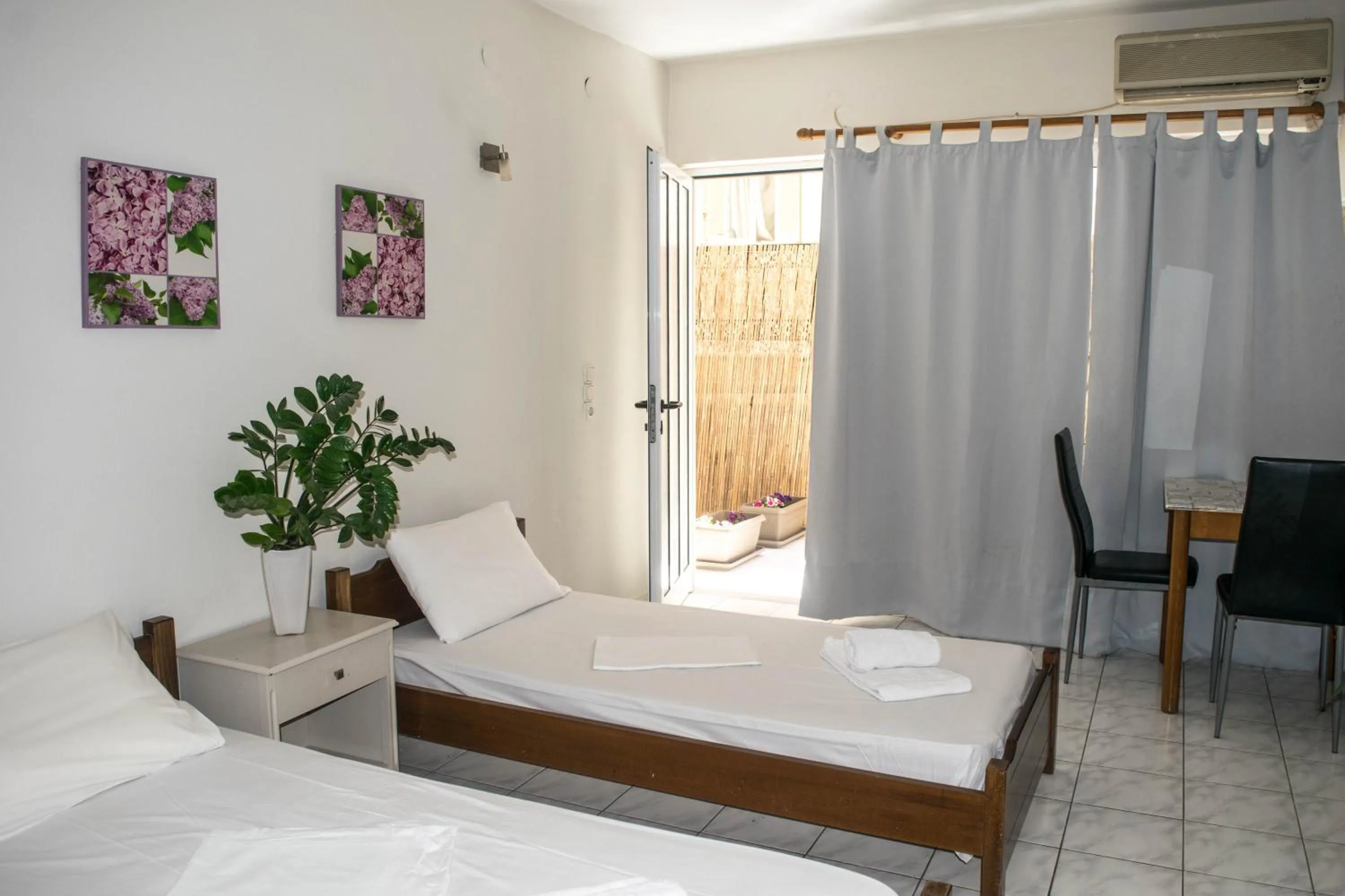 Photo of the whole room, Bed in Greta Apartments