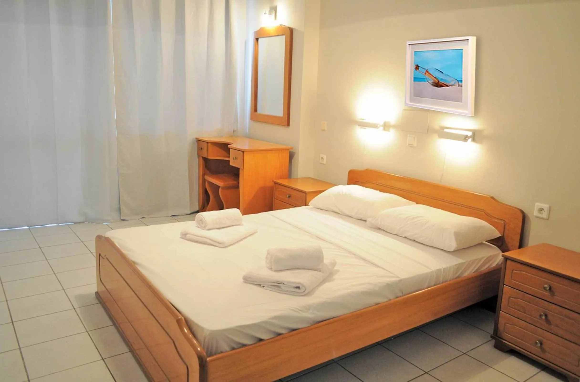 Bedroom, Bed in Greta Apartments