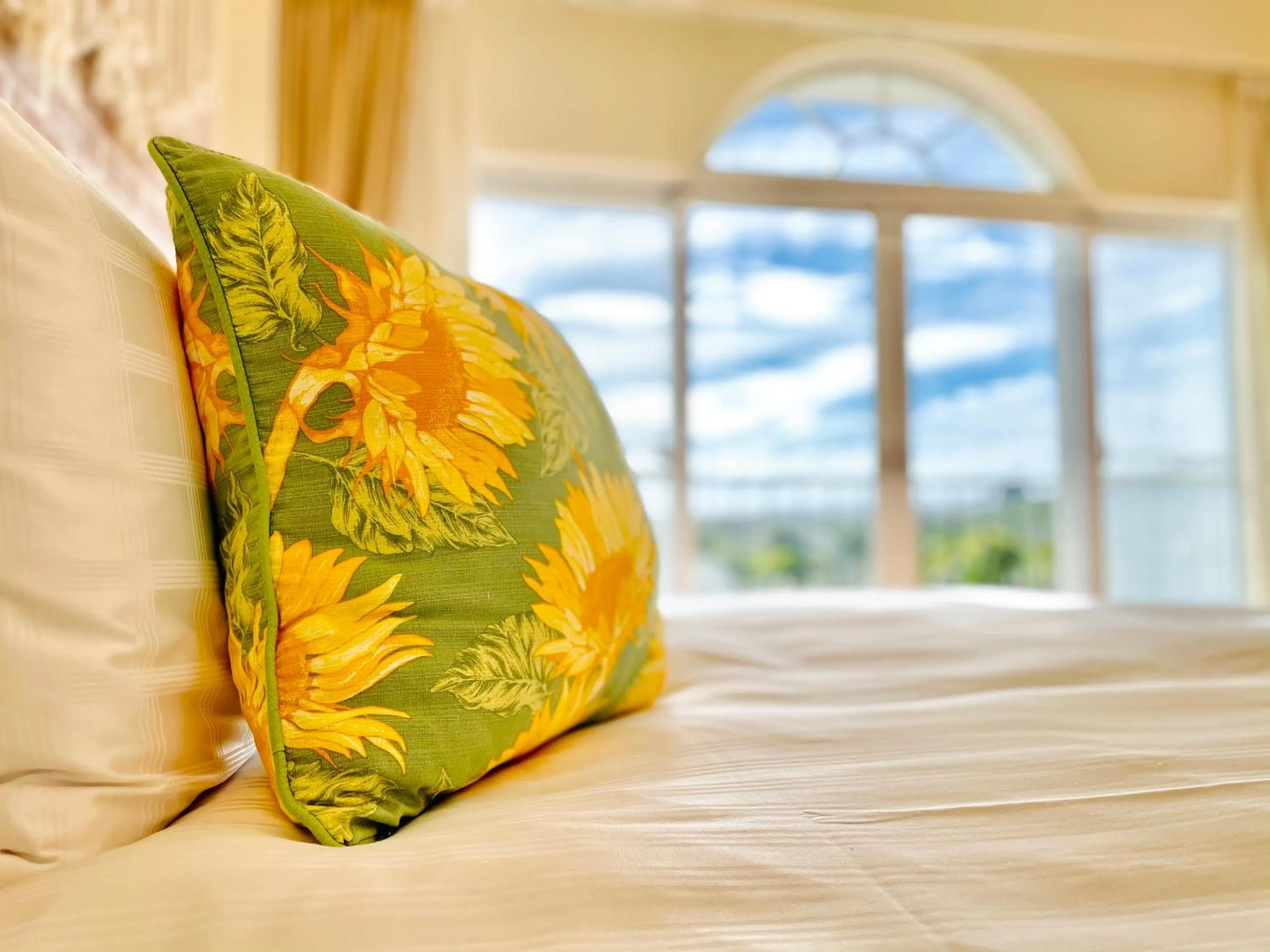 Decorative detail, Bed in SpoonDrift Hostal Kenting