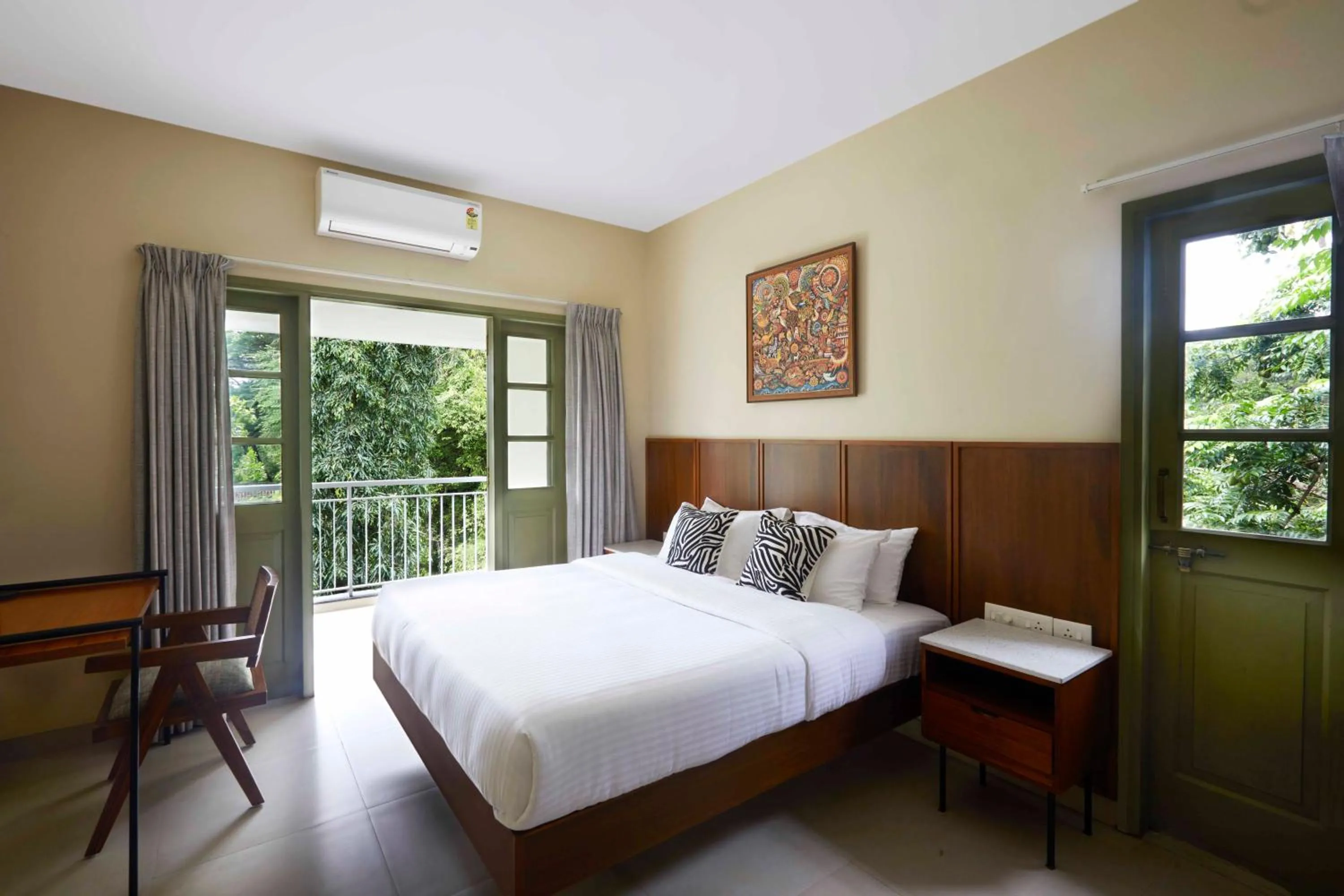 Bed in Radha House Siolim A Boutique Hotel