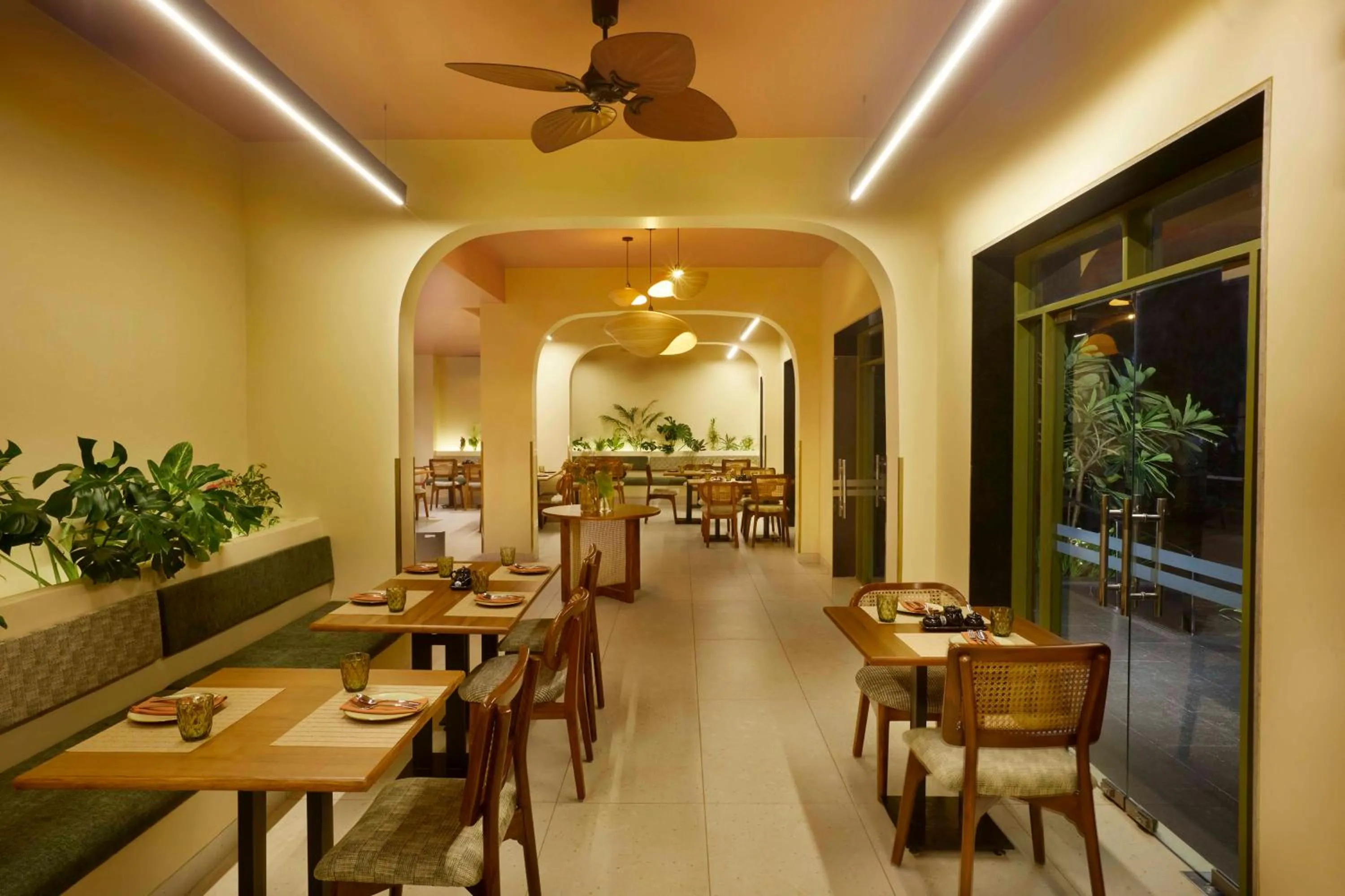 Restaurant/places to eat in Radha House Siolim A Boutique Hotel