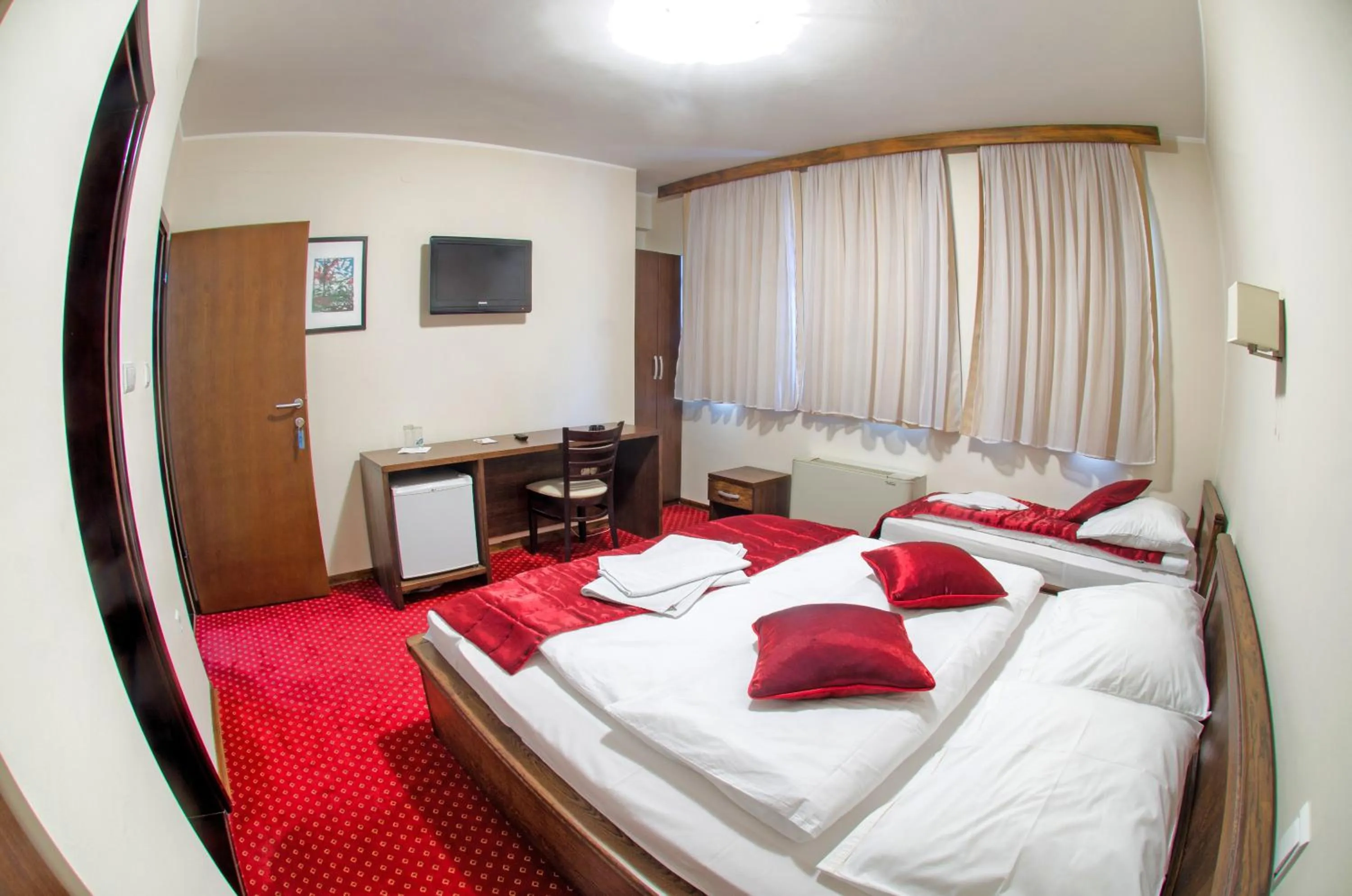Photo of the whole room in Hotel Konak Konjic
