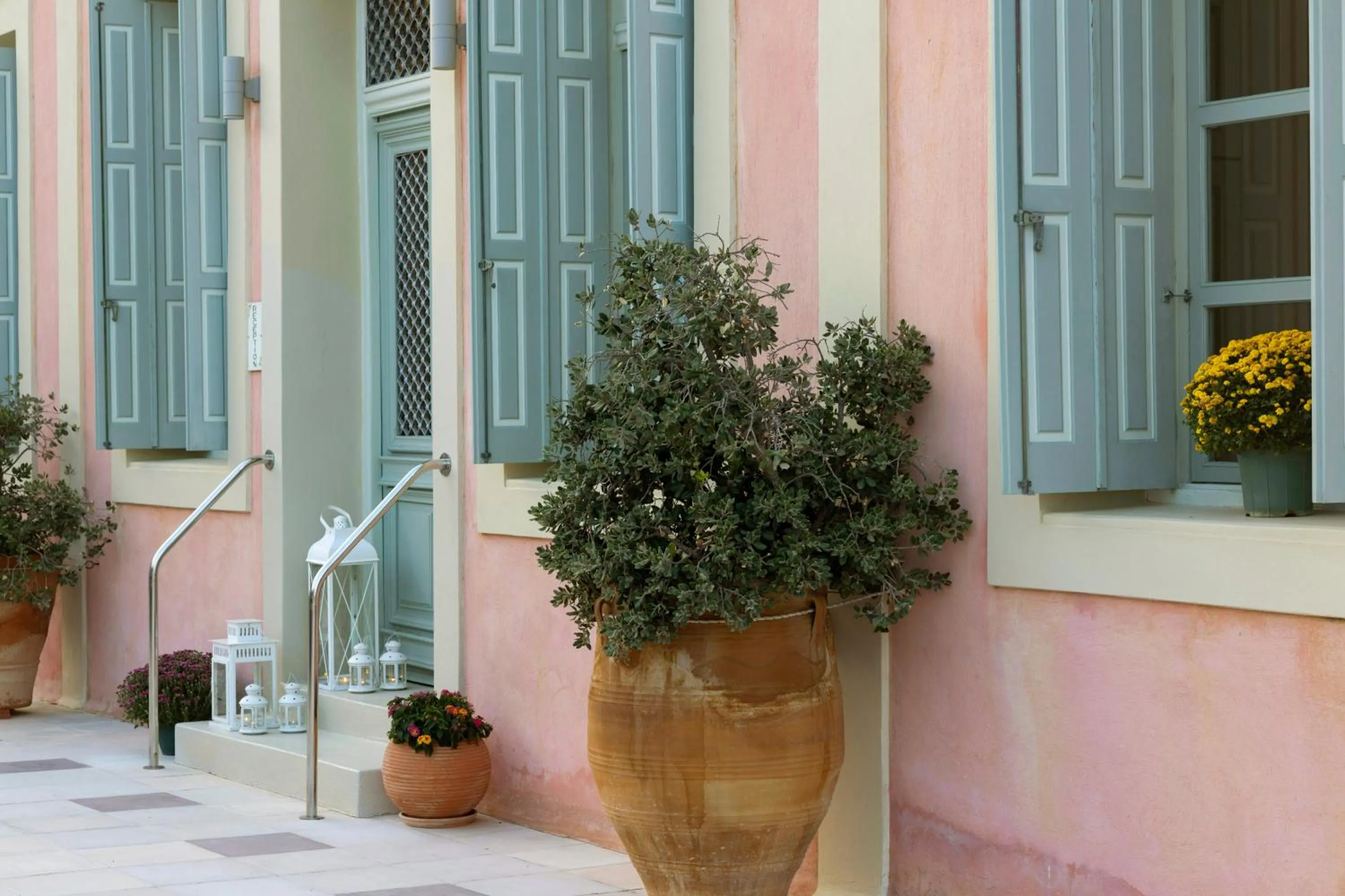 Lobby or reception in Aria Lito Mansion