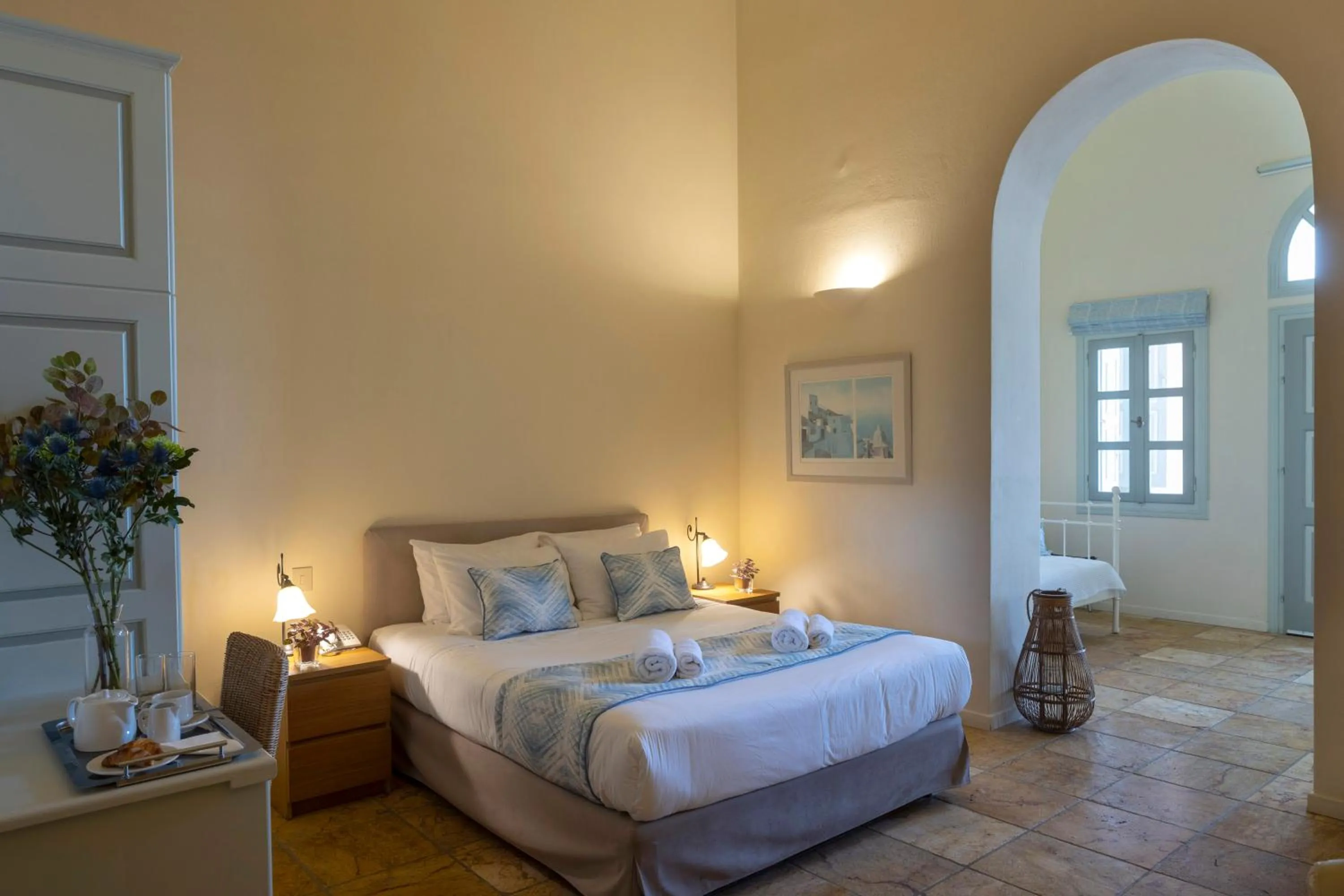 Bed in Aria Lito Mansion