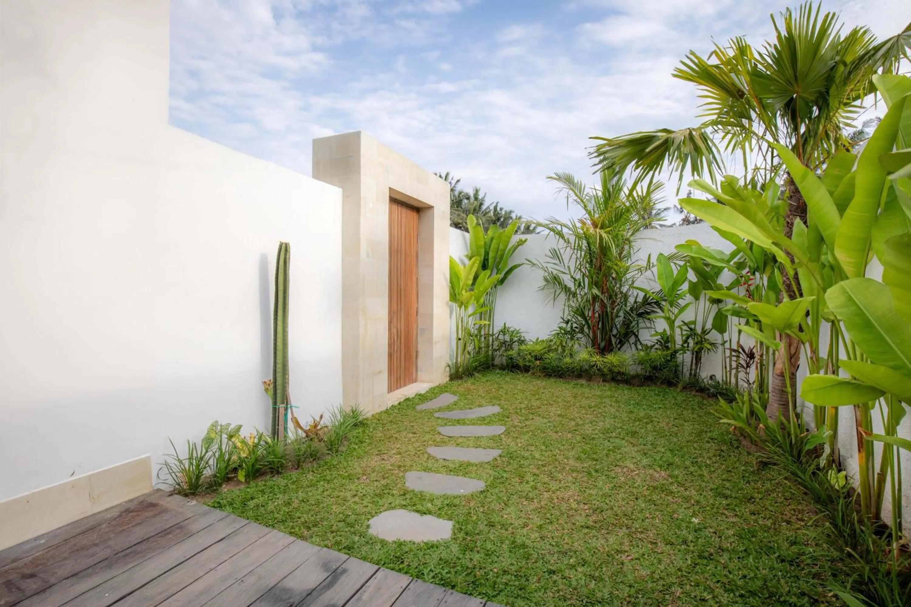 Garden in Villa Sardegna Ubud
