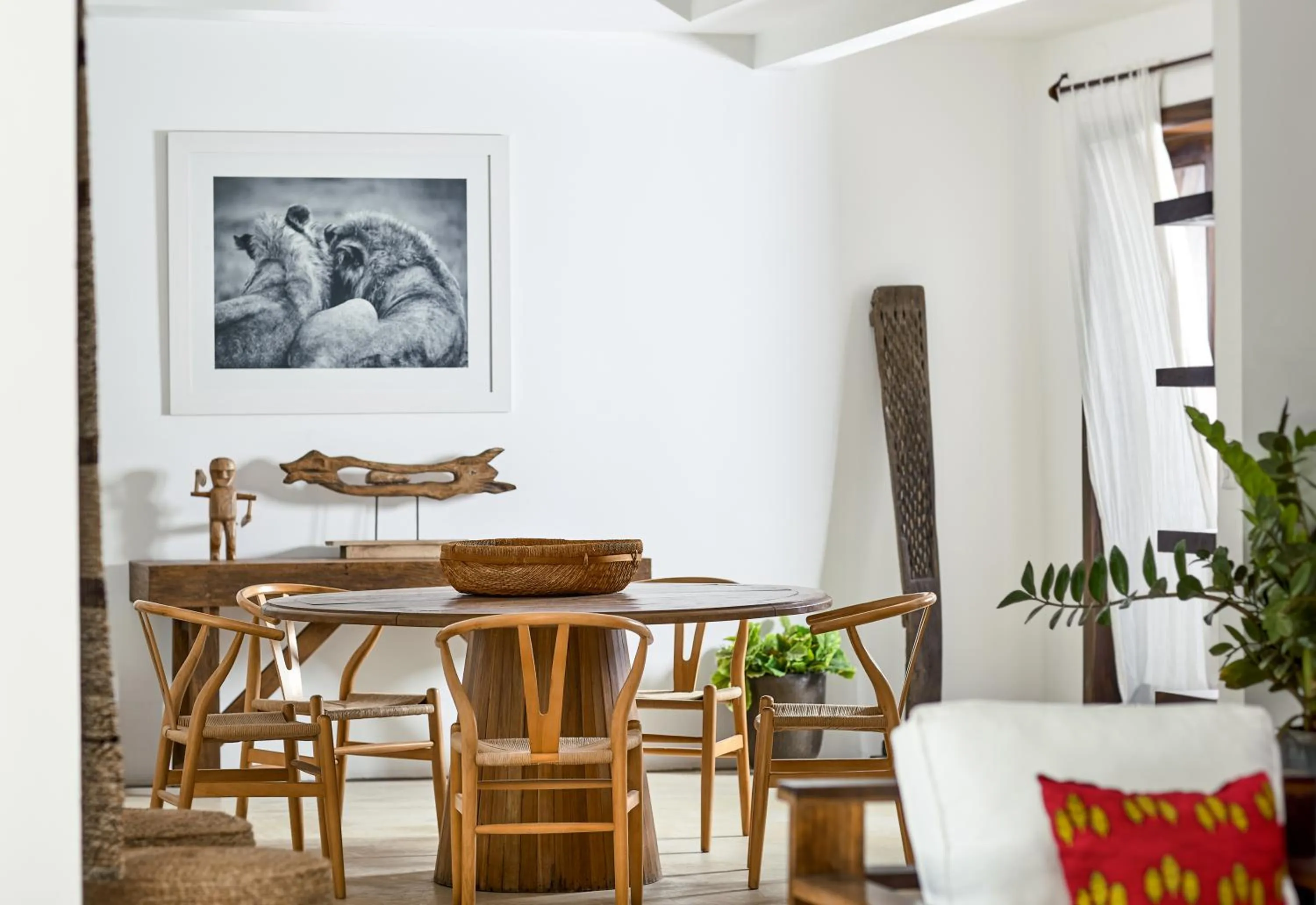 Property building in Villa Alegria - La Villa Group