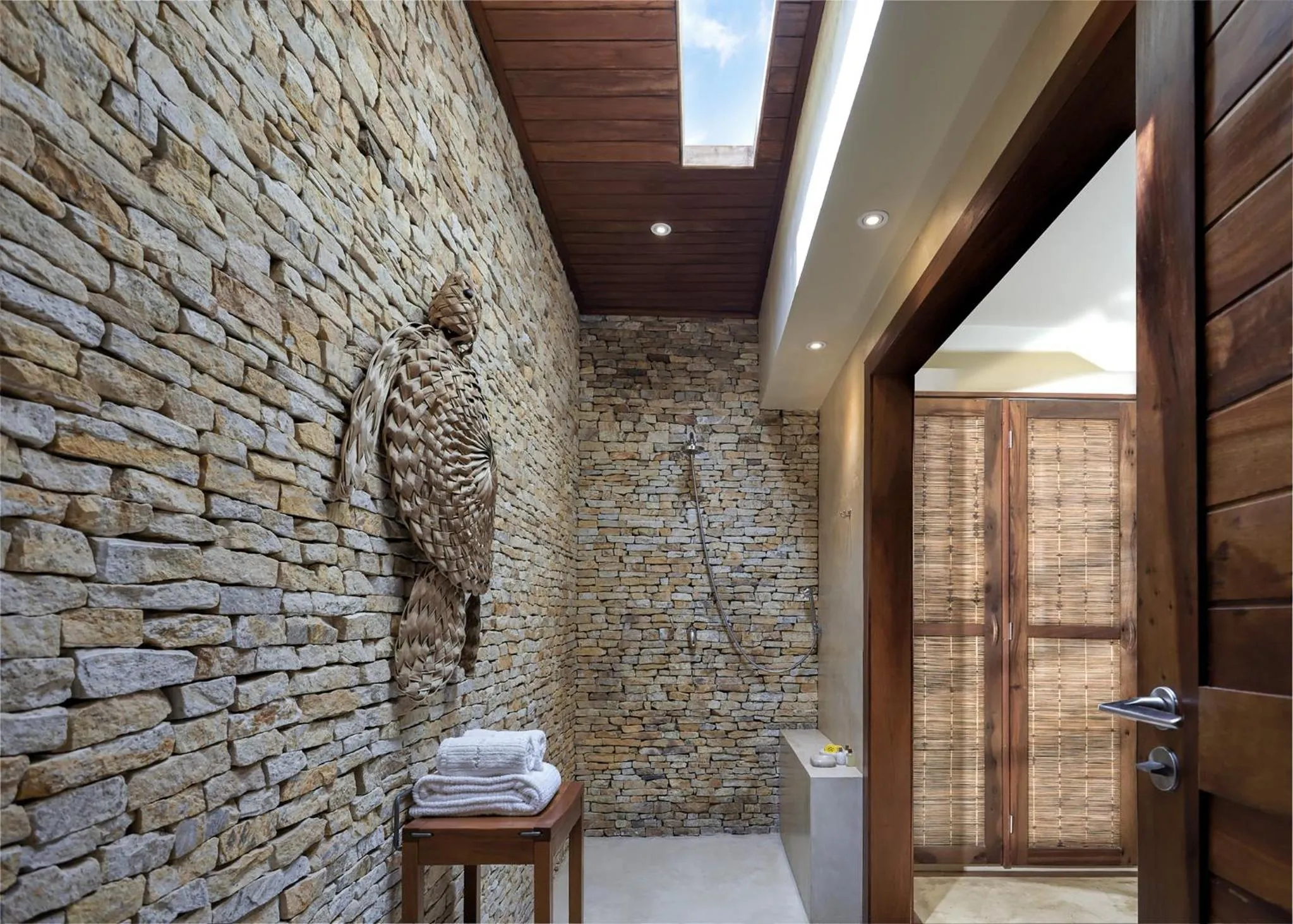 Shower in Villa Alegria - La Villa Group