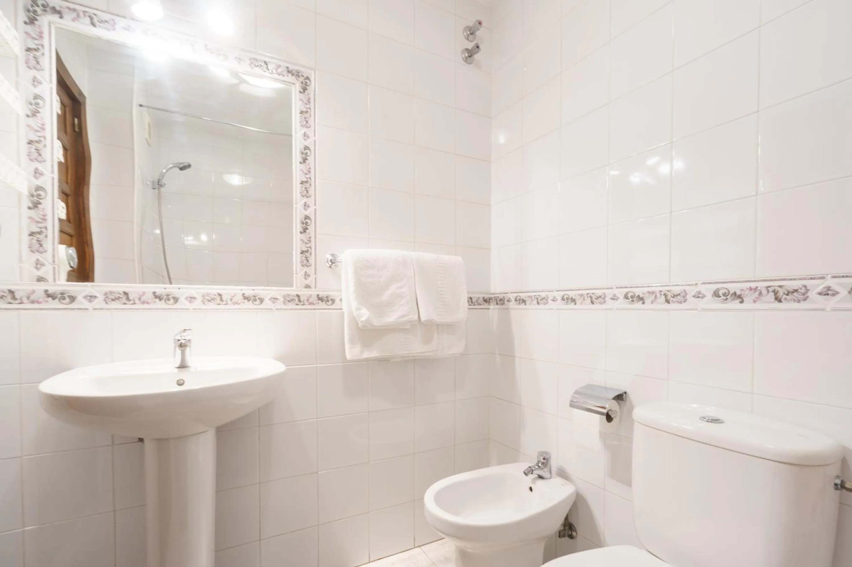 Bathroom in Arunda I