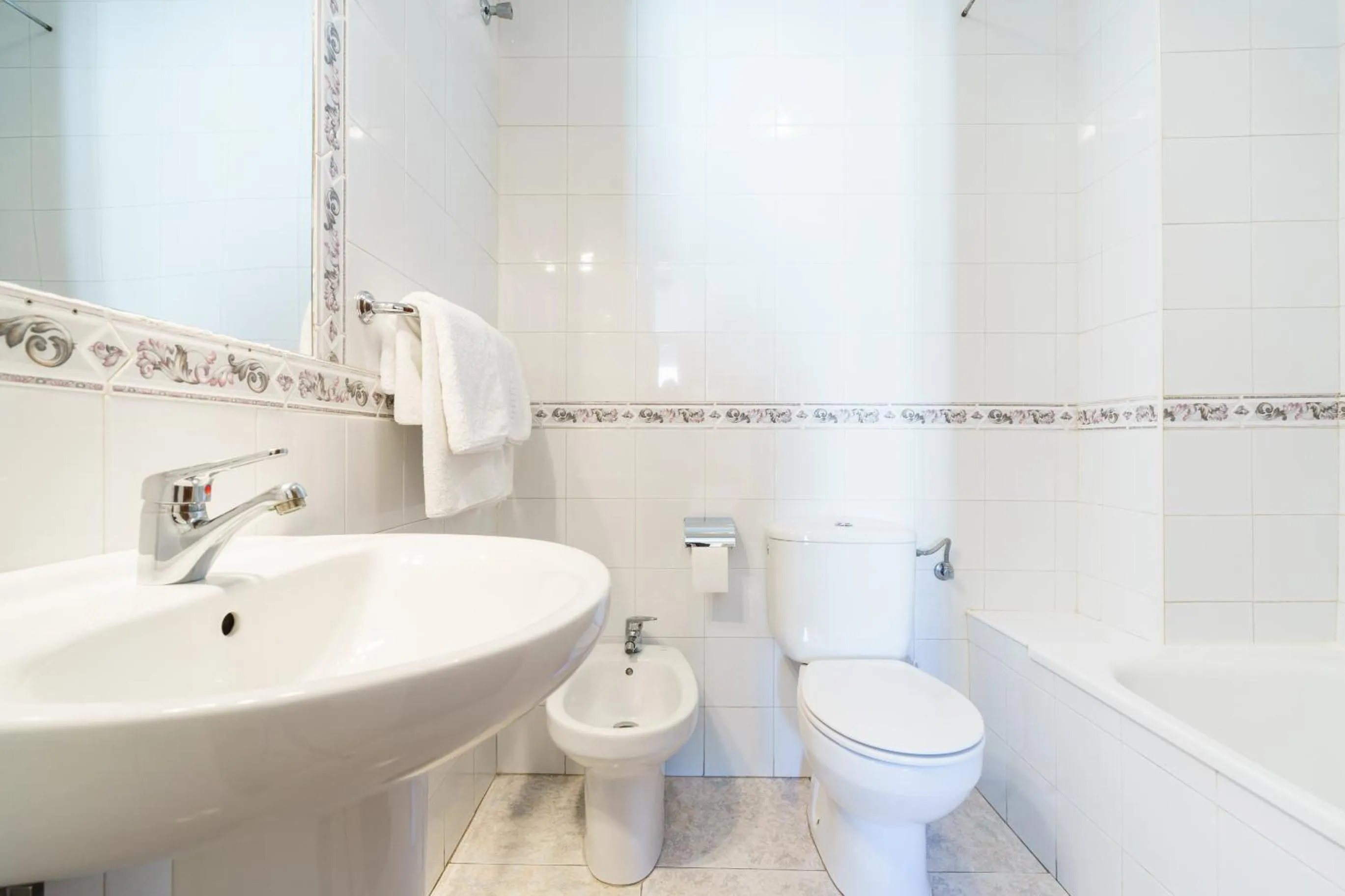 Bathroom in Arunda I