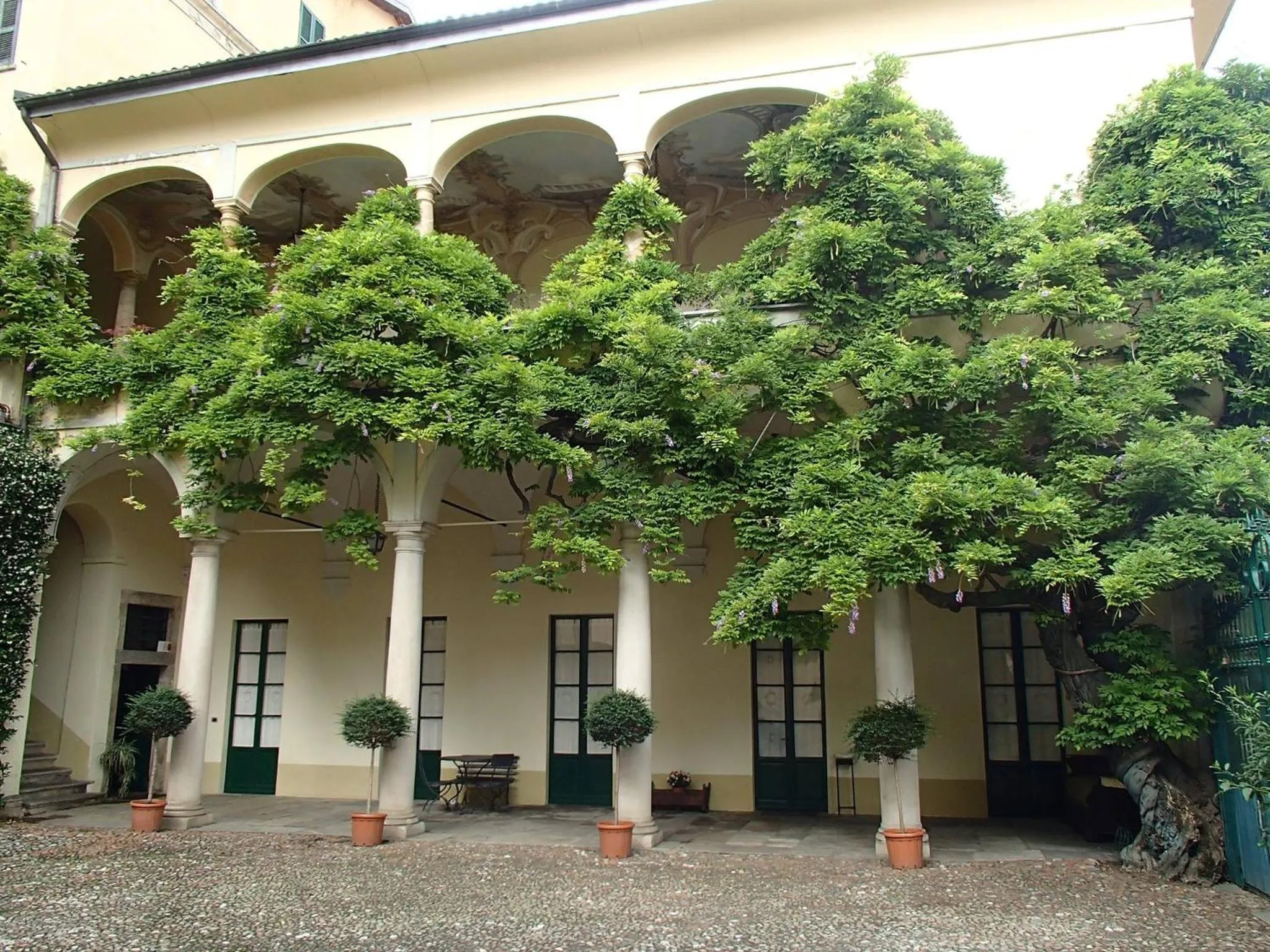 Property building in Palazzo Ronchelli