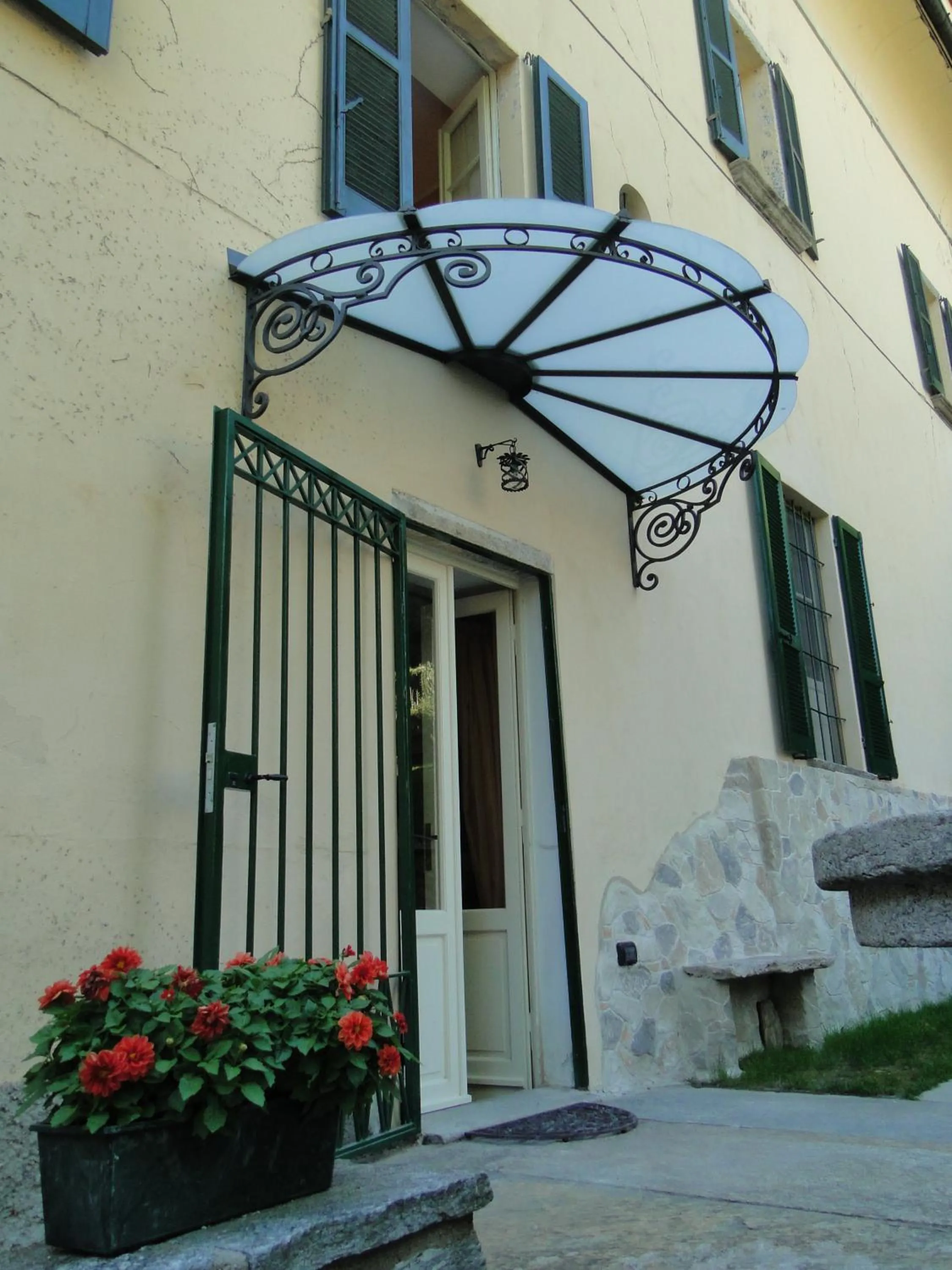 Property building in Palazzo Ronchelli
