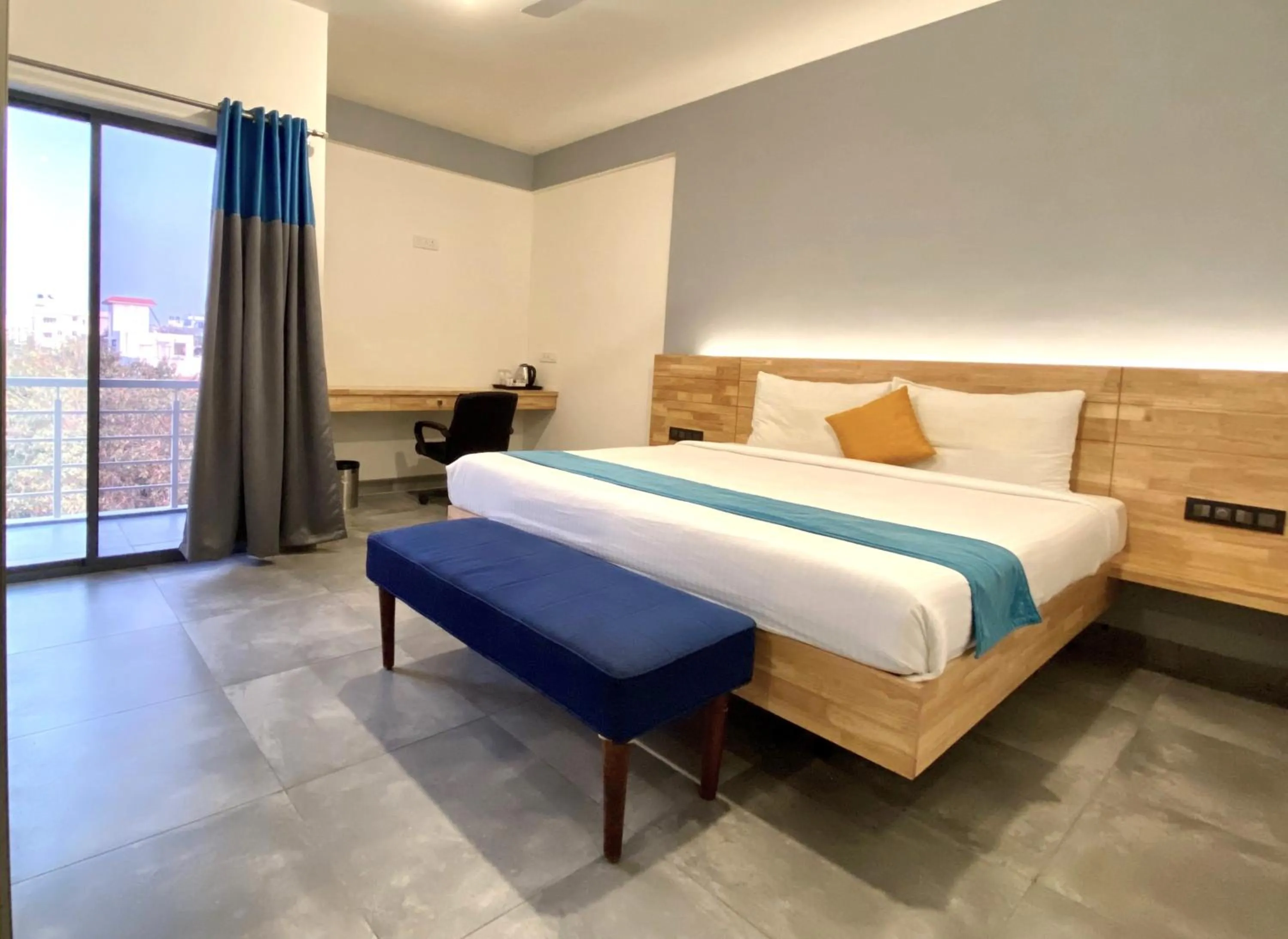 Bedroom, Bed in Aura Corporate Suites