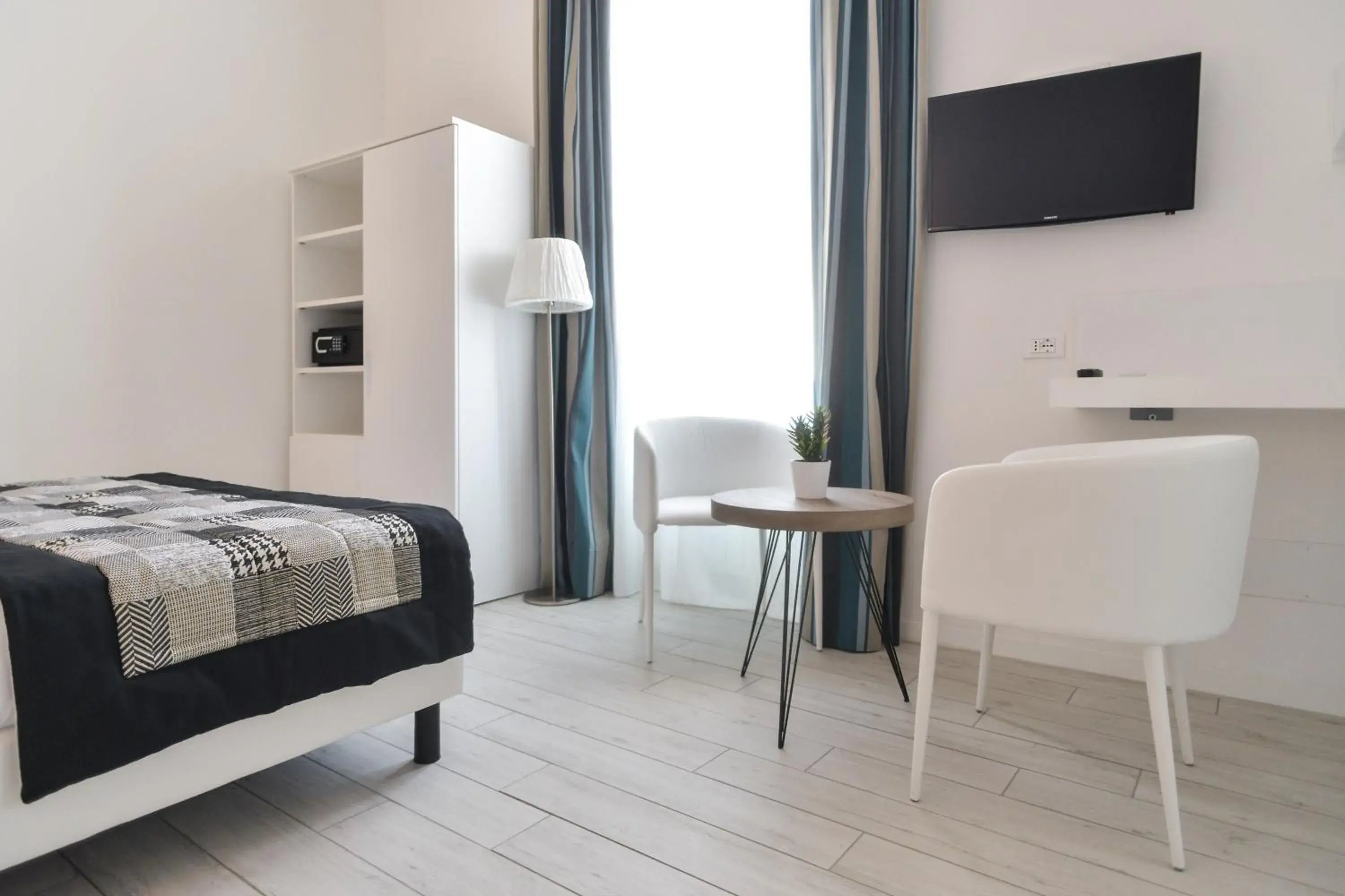 Superior Double Room in Lata Luxury Rooms Superior Double Room in Lata Luxury Rooms