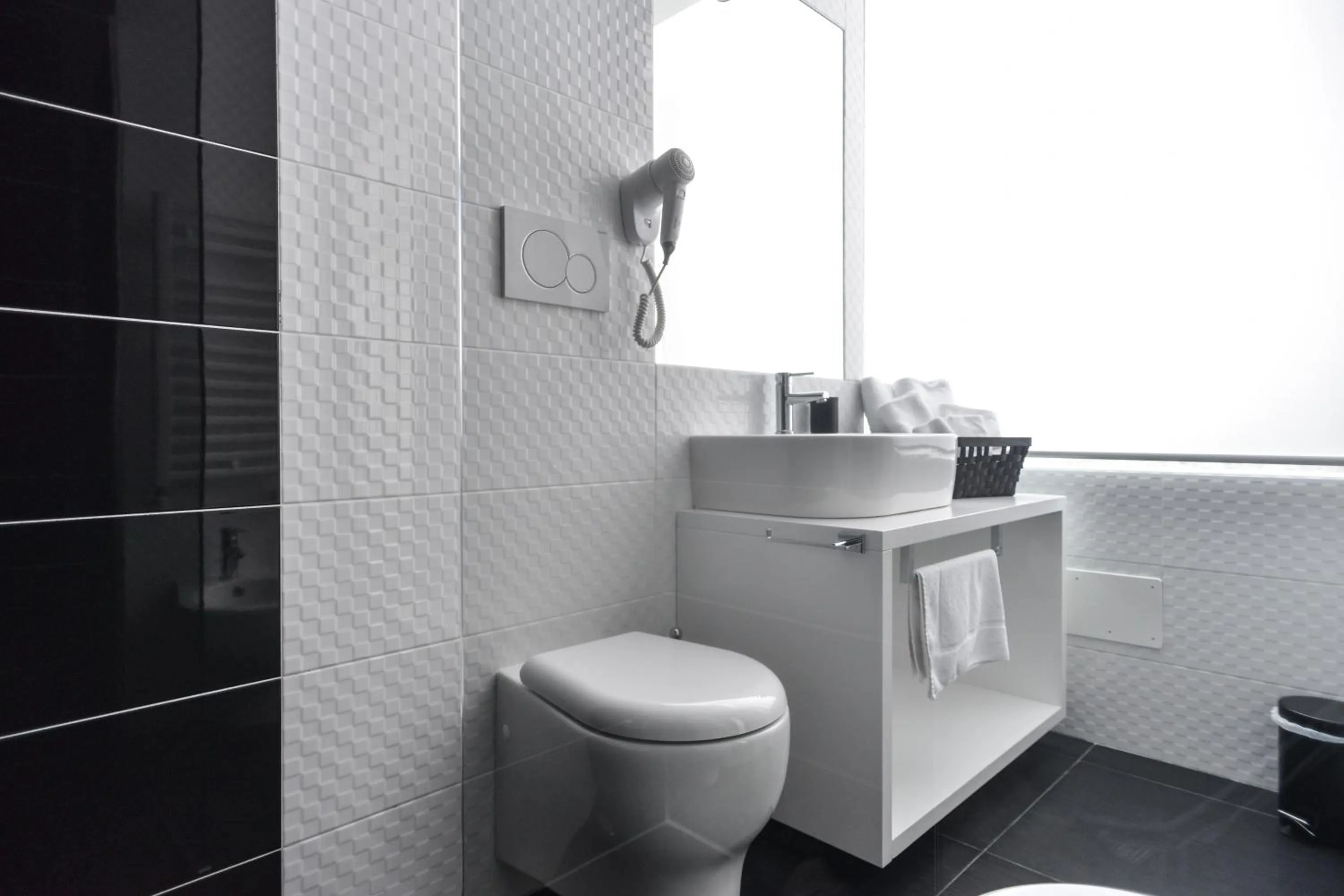 Shower in Lata Luxury Rooms