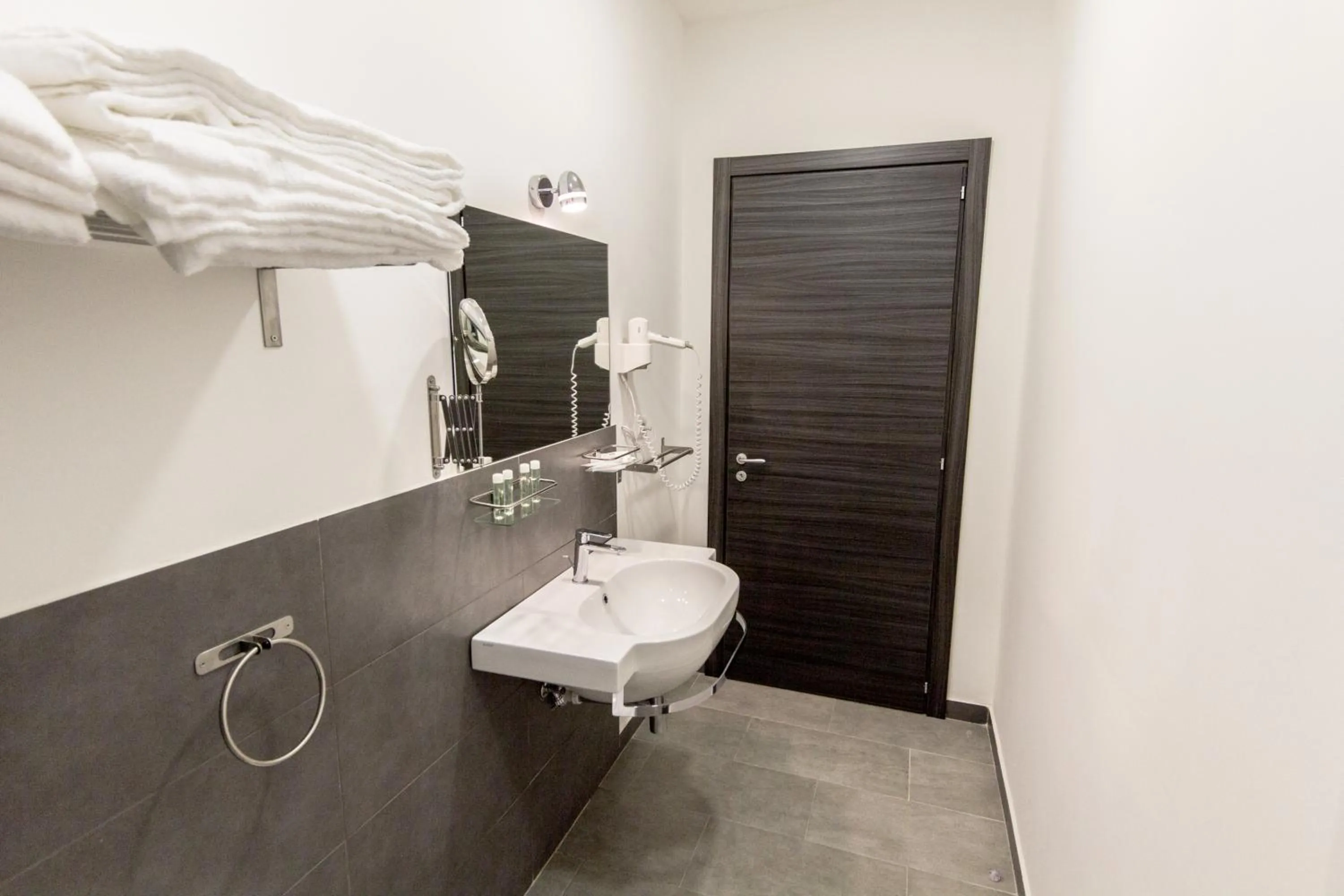 Bathroom in Etna Suite Group