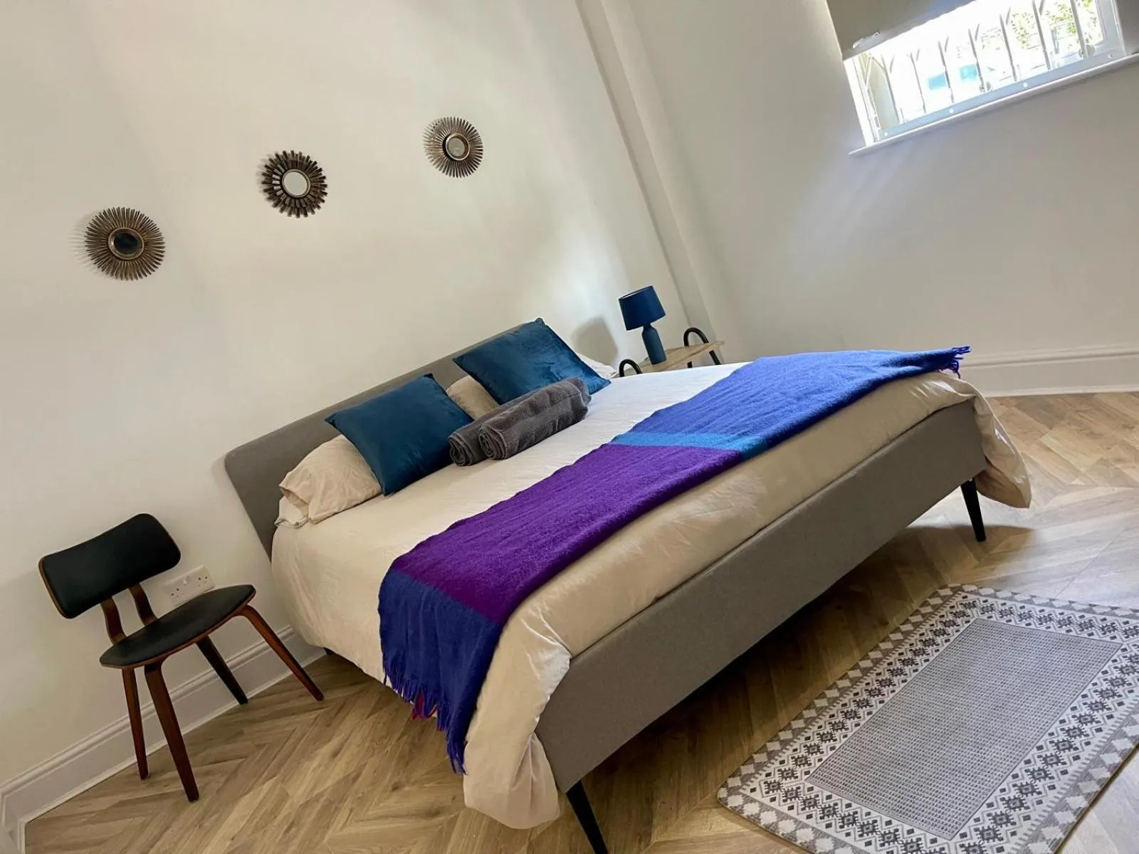 Bedroom, Bed in Dalston Luxe Studios, 10 minutes away from Liverpool Train Station