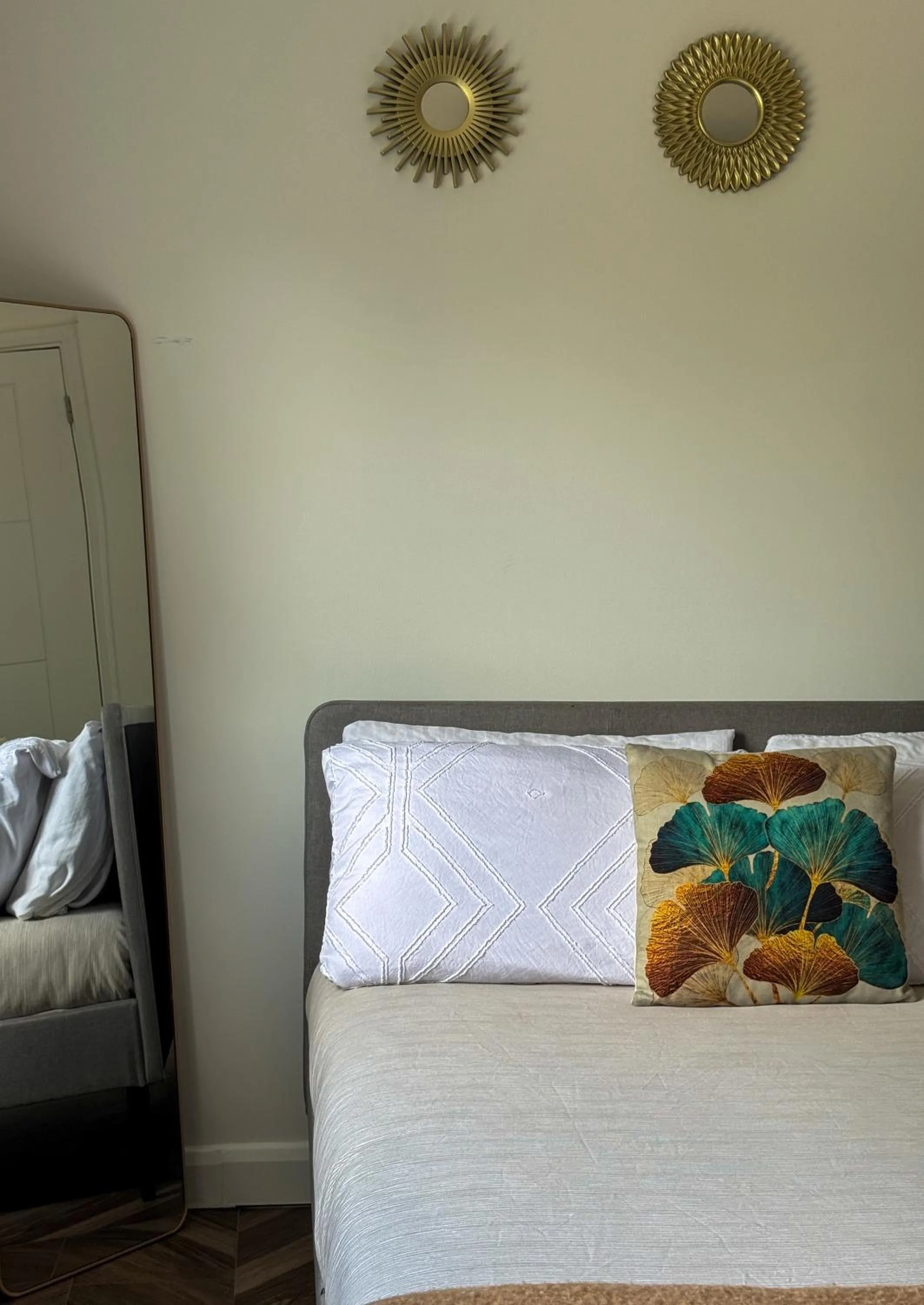 Bedroom, Bed in Dalston Luxe Studios, 10 minutes away from Liverpool Train Station