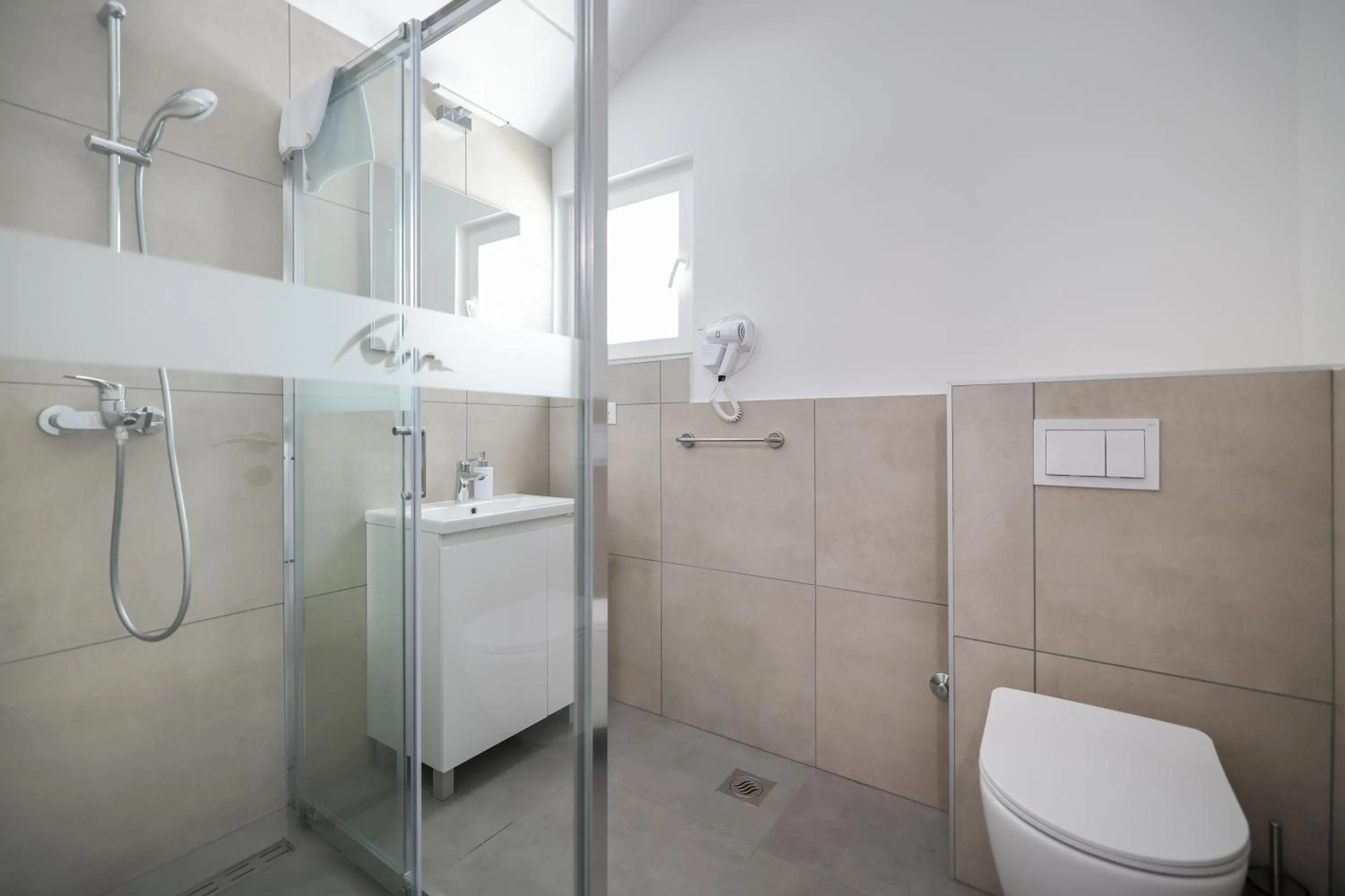 Shower in Apartments Medena