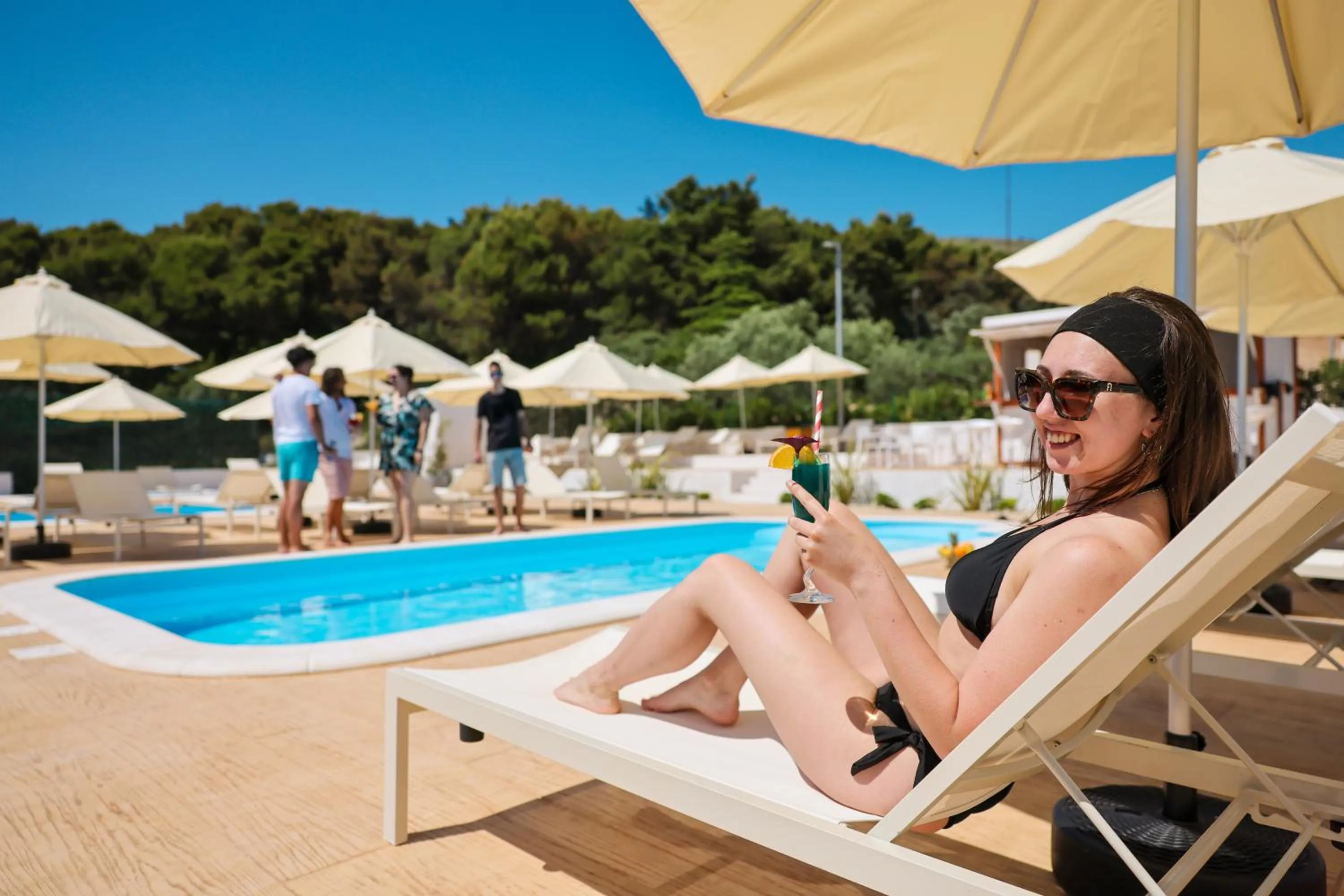 Swimming pool in Apartments Medena