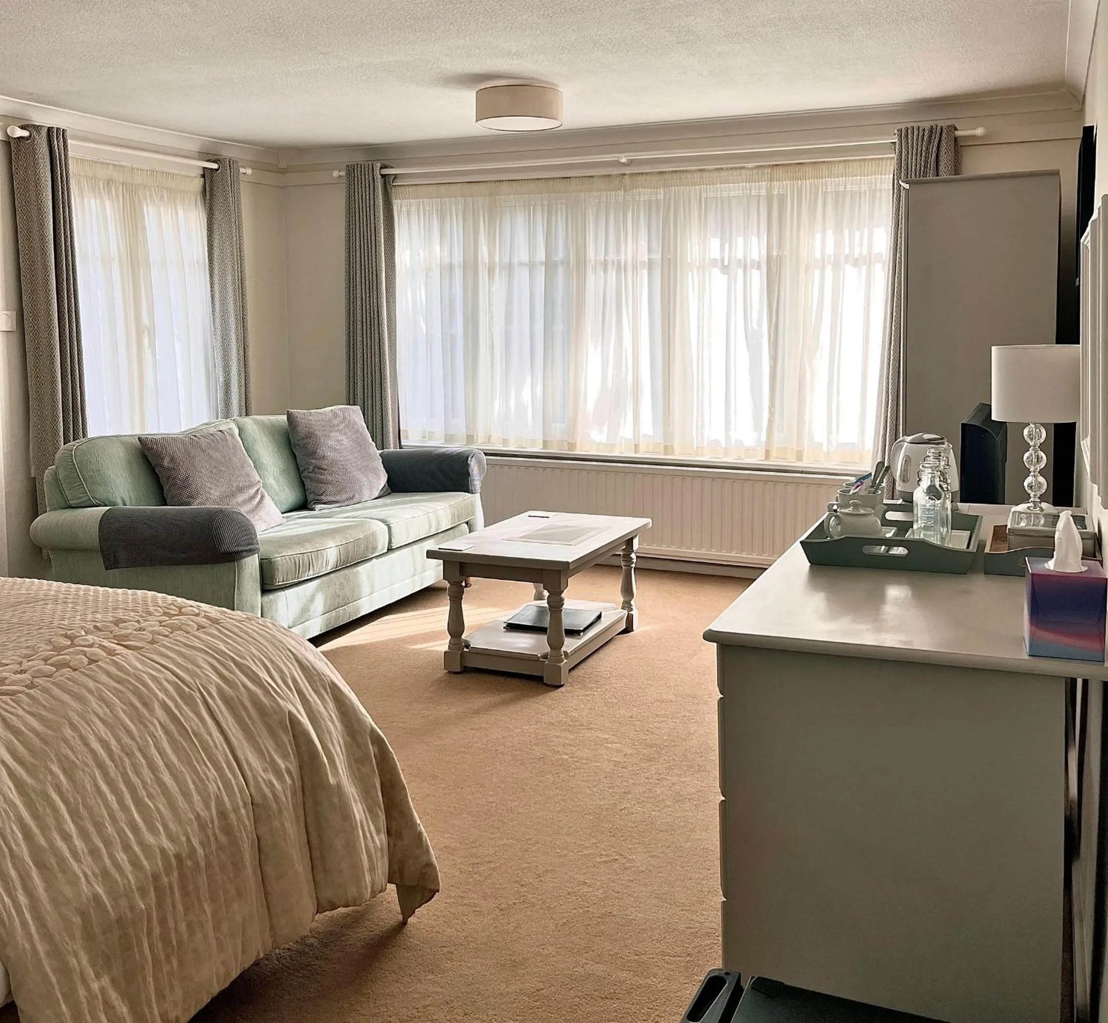 Bedroom, Bed in Mynd House