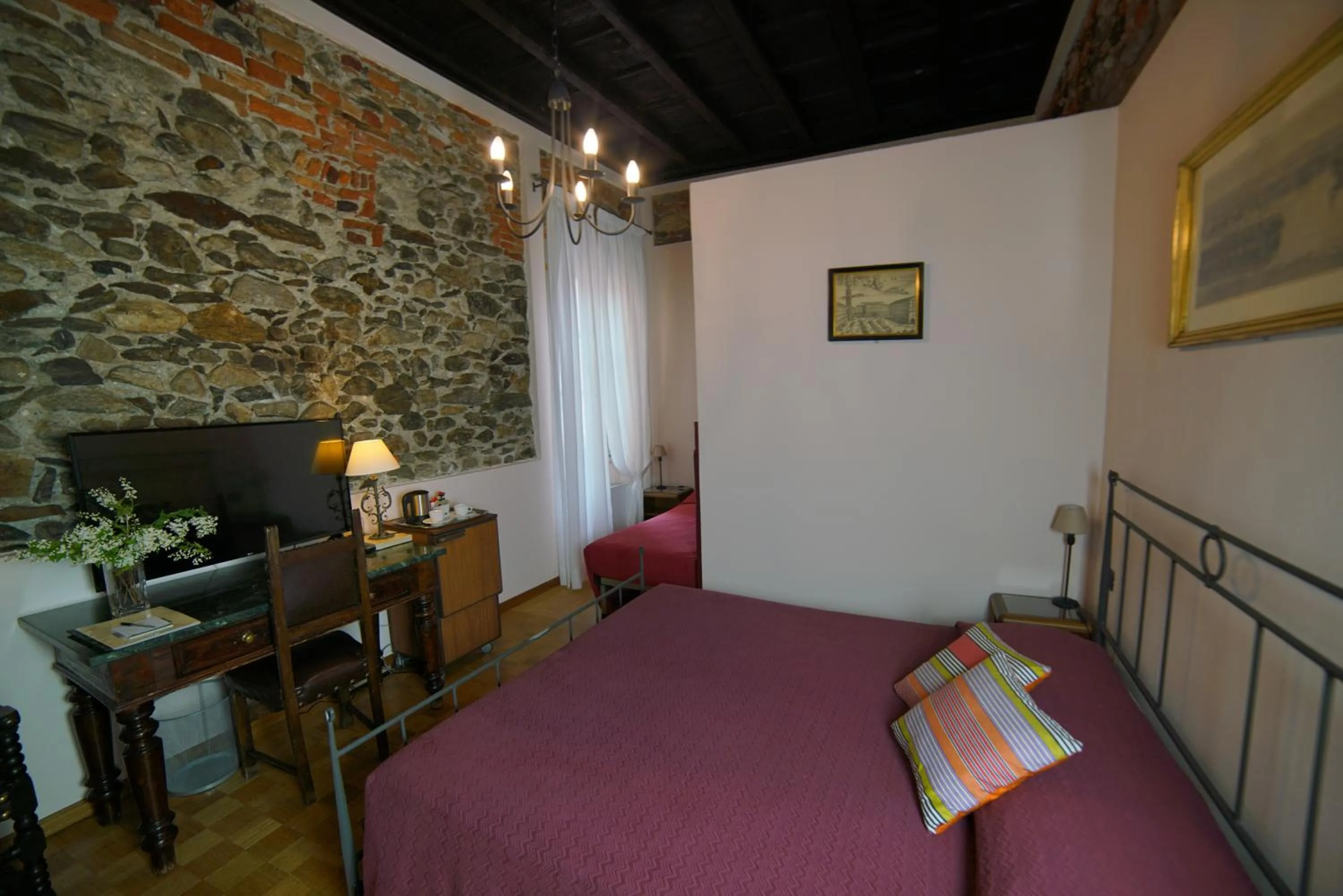 Photo of the whole room, Bed in Hotel Sole