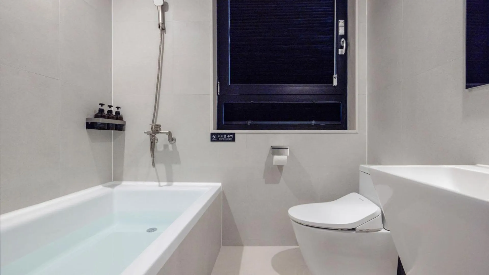 Anook Hotel and Spa Seoul Seongsu Konkuk University