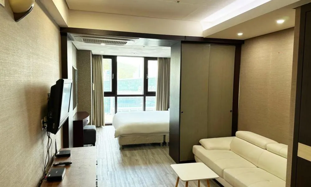 Bed in Centum City Hotel