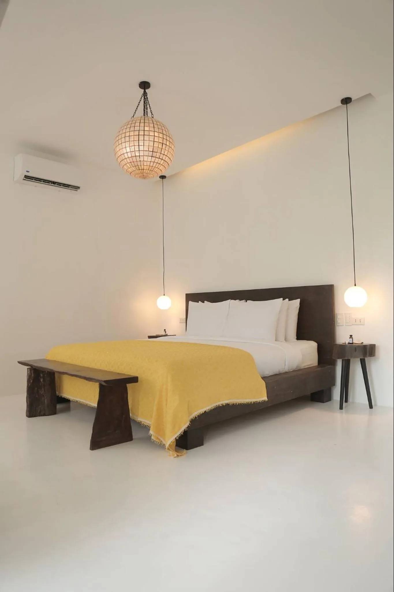 Bed in The KAZA Boutique Hotel