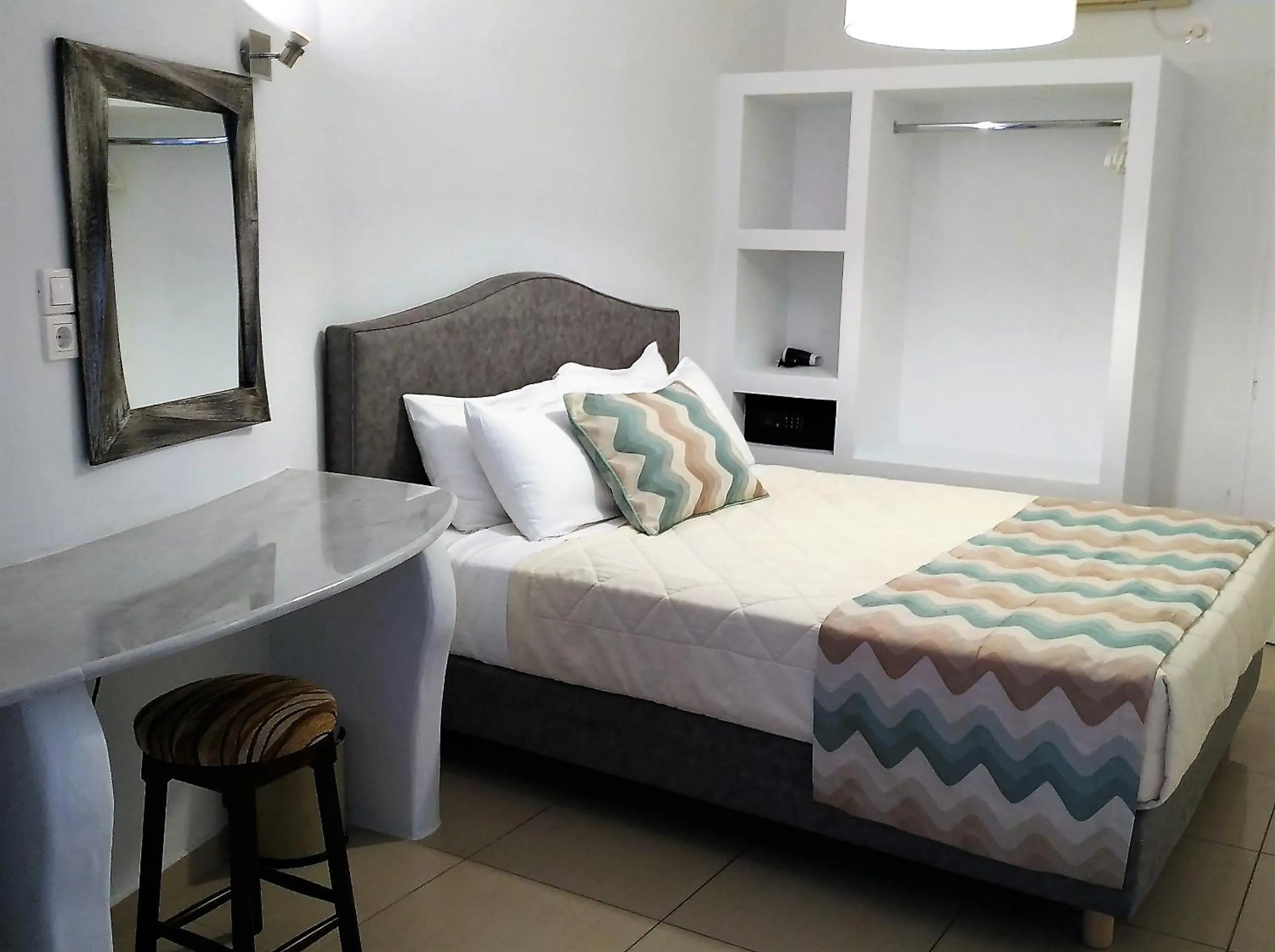 Bedroom, Bed in Hotel Mylos