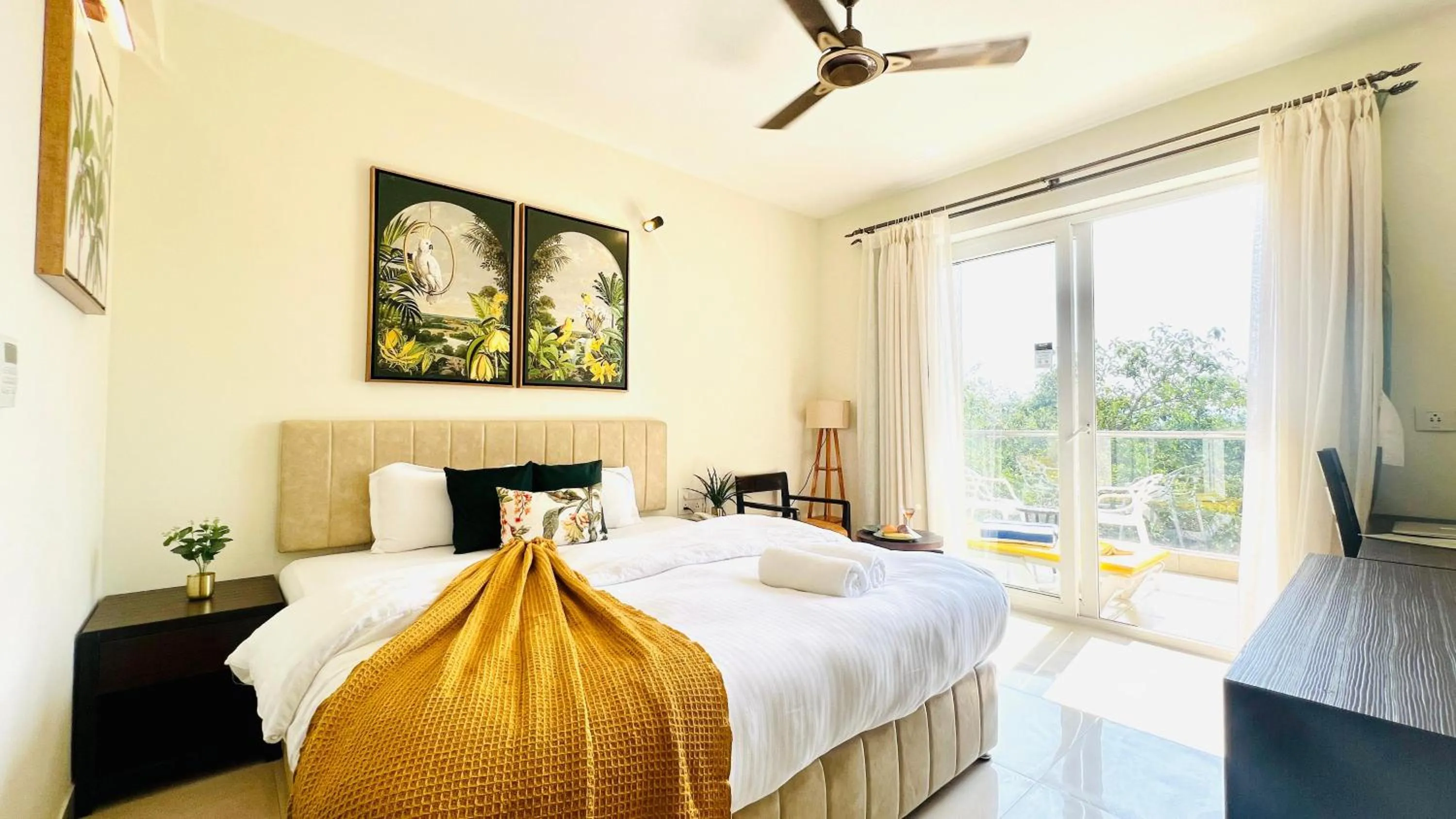 Bedroom, Bed in BluO Amani Vagator - Boutique Hotel Goa