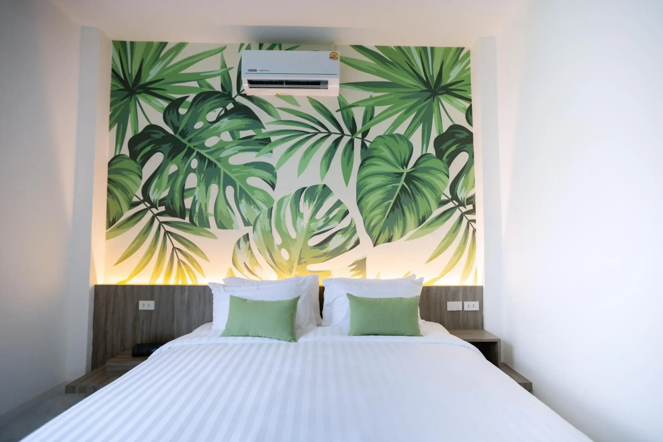 Standard King Room in Tree Airport Hotel Hatyai Standard King Room in Tree Airport Hotel Hatyai