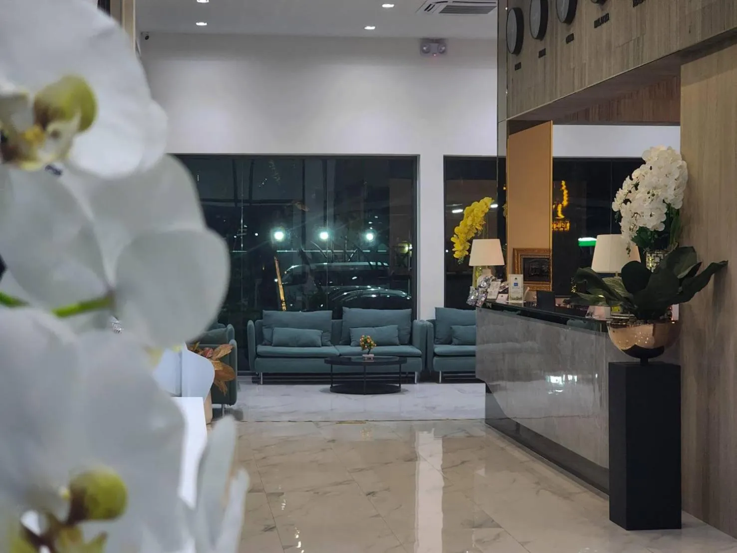 Lobby or reception in Tree Airport Hotel Hatyai