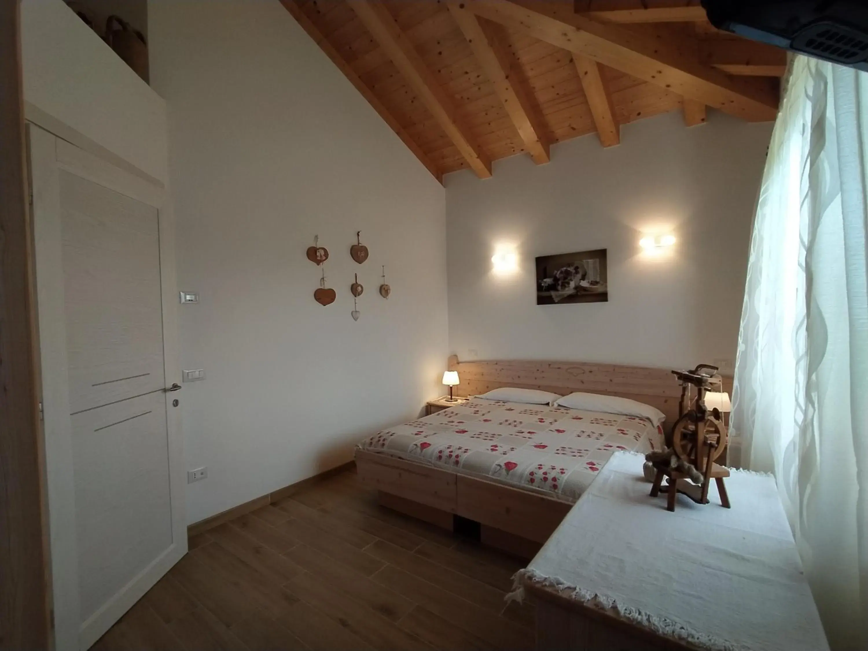 Double or Twin Room with Bathroom - single occupancy in B&B Dolomitincanto Double or Twin Room with Bathroom - single occupancy in B&B Dolomitincanto