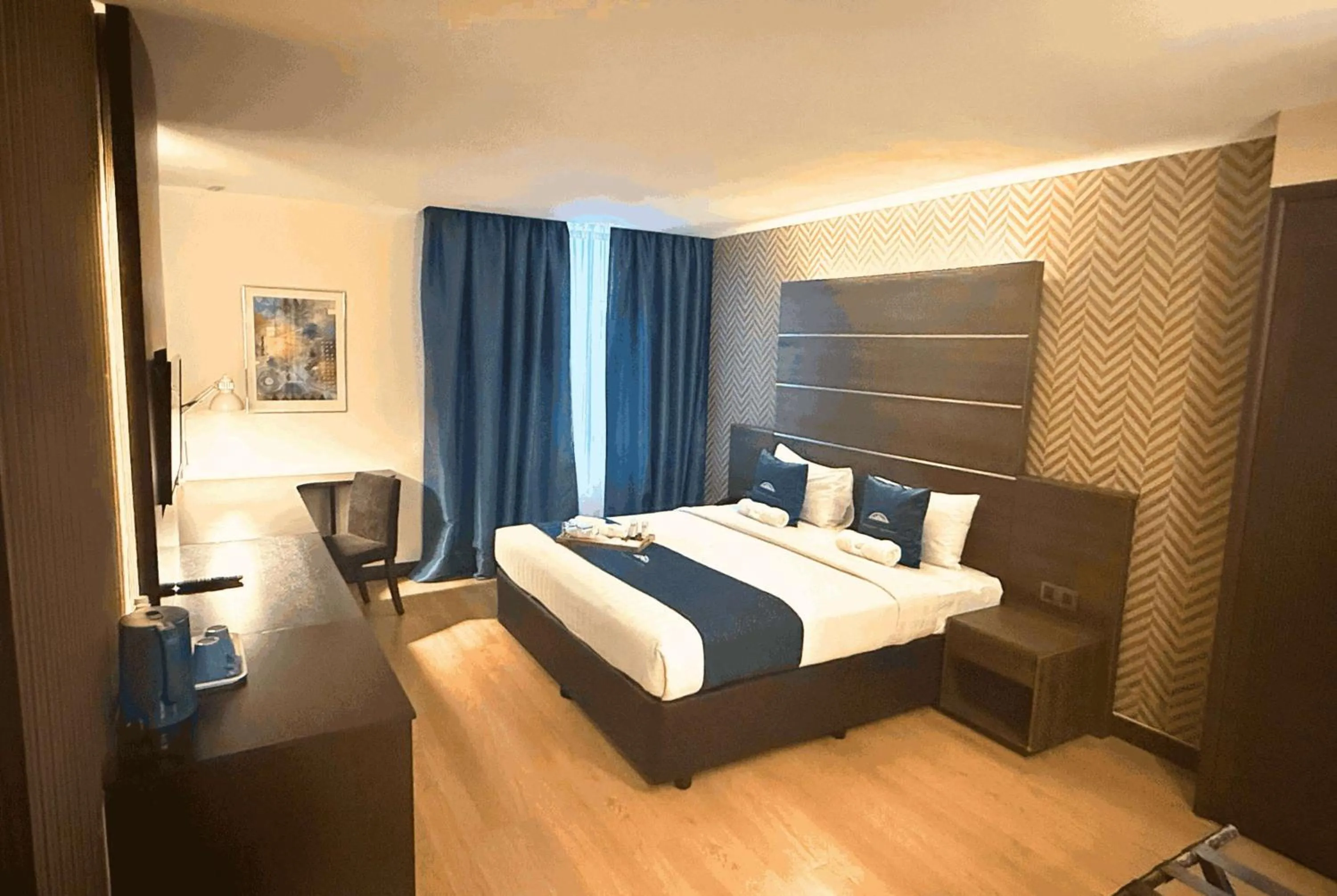 Photo of the whole room, Bed in Howard Johnson By Wyndham Kuala Lumpur 118