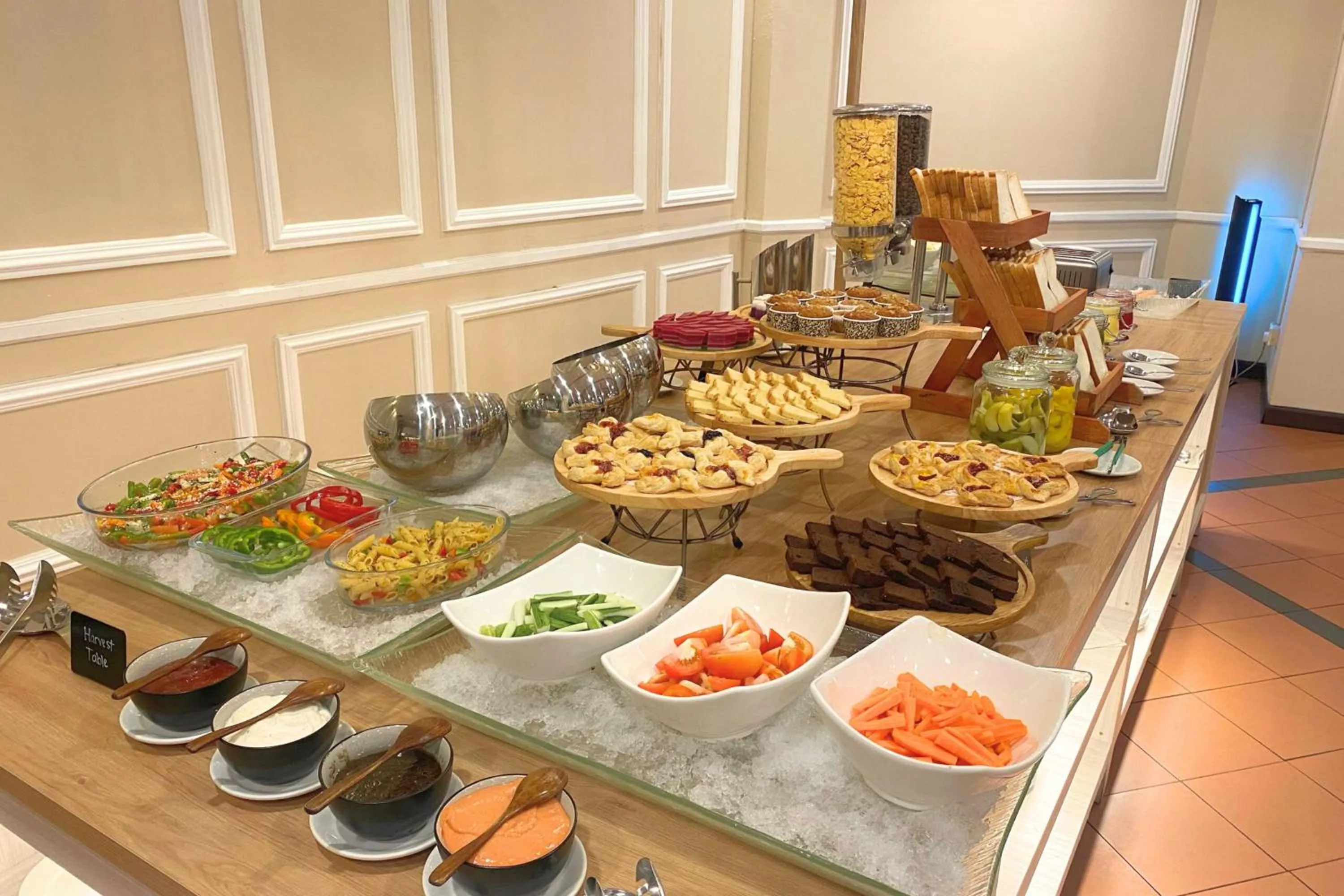 Food in Howard Johnson By Wyndham Kuala Lumpur 118