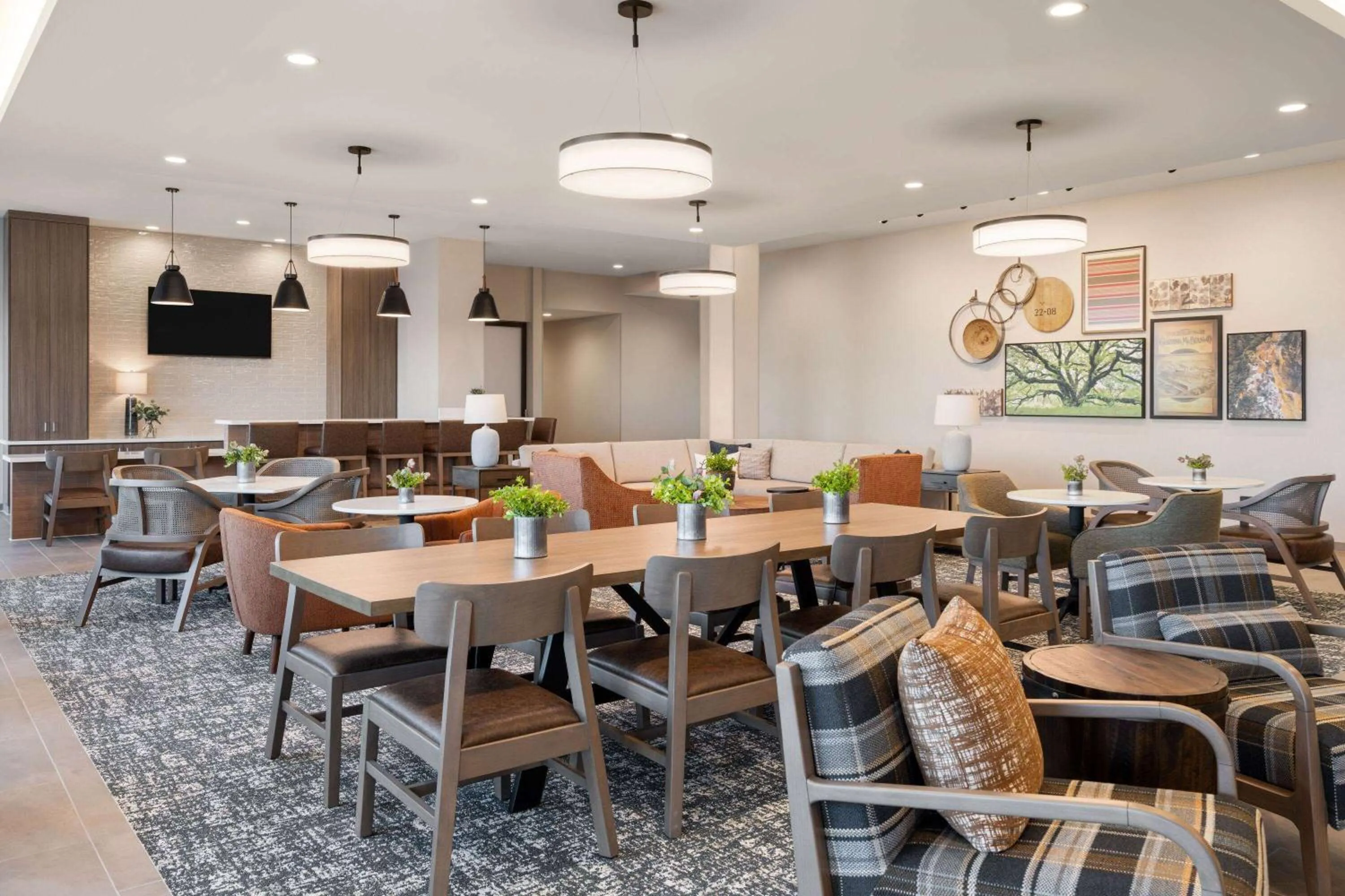Lobby or reception in La Quinta Inn and Suites by Wyndham Lincoln