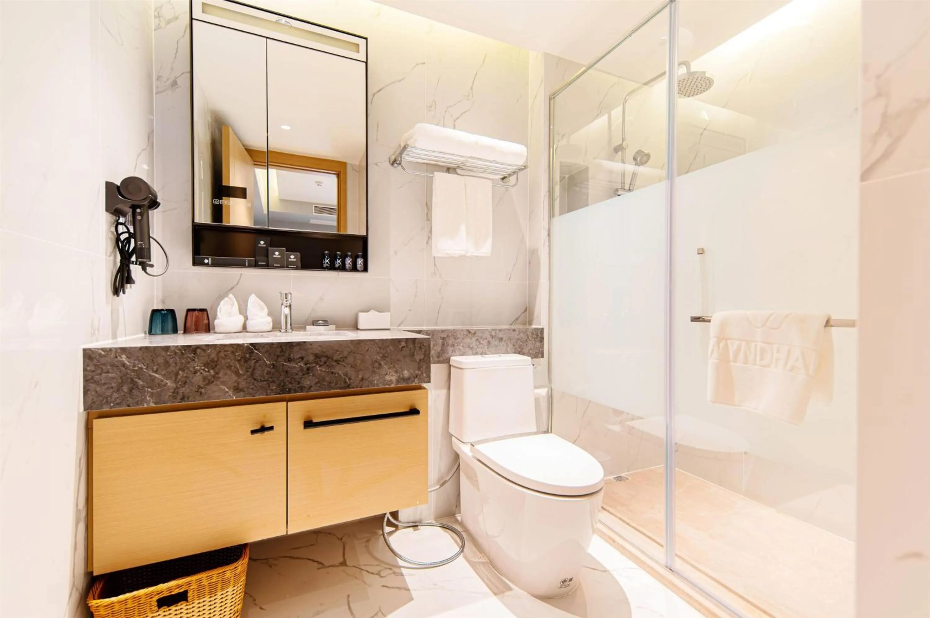 Bathroom in Beverly Mountain Bay, Trademark Collection by Wyndham