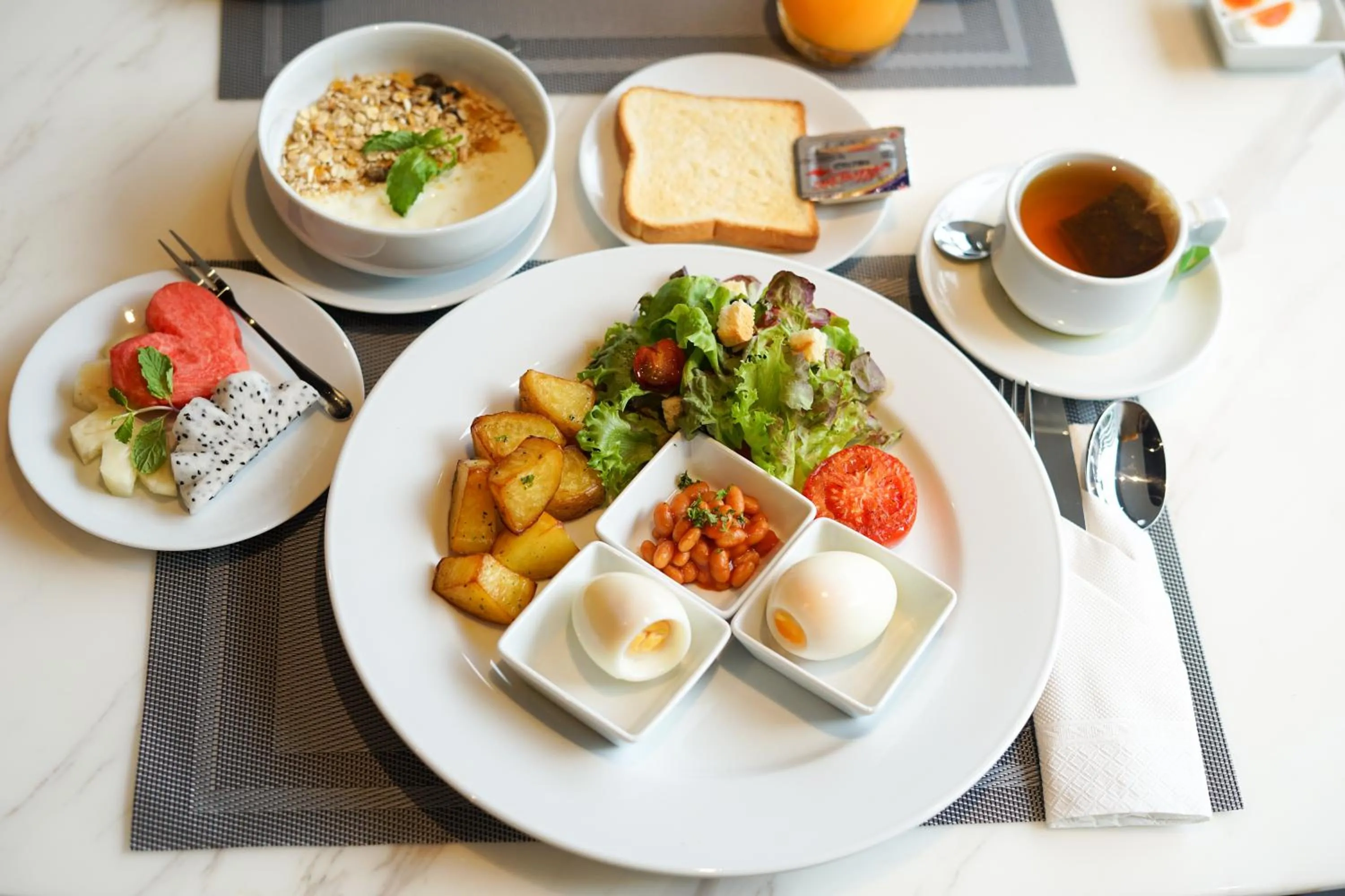 Breakfast in Beverly Mountain Bay, Trademark Collection by Wyndham