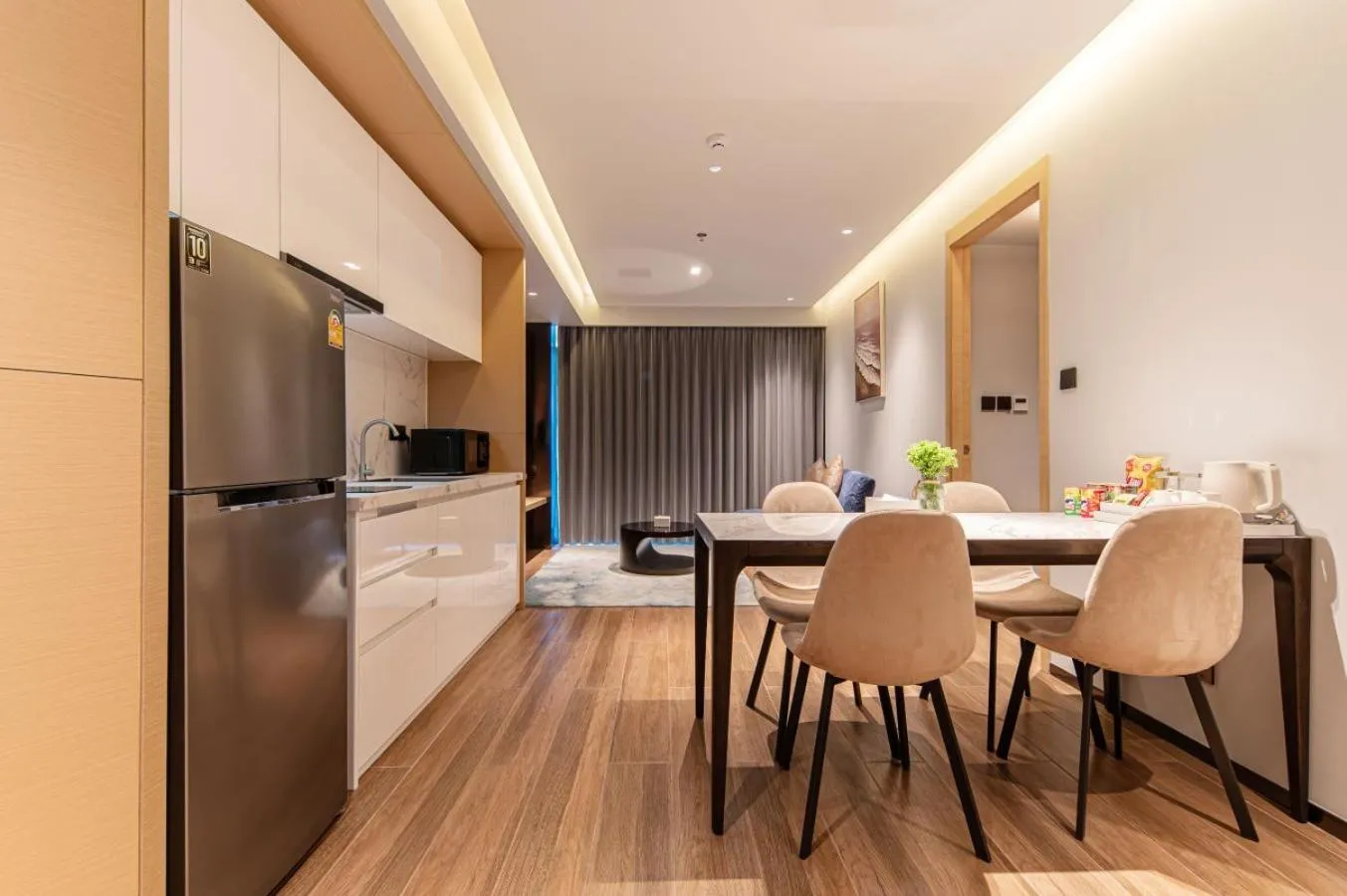 Living room in Beverly Mountain Bay, Trademark Collection by Wyndham