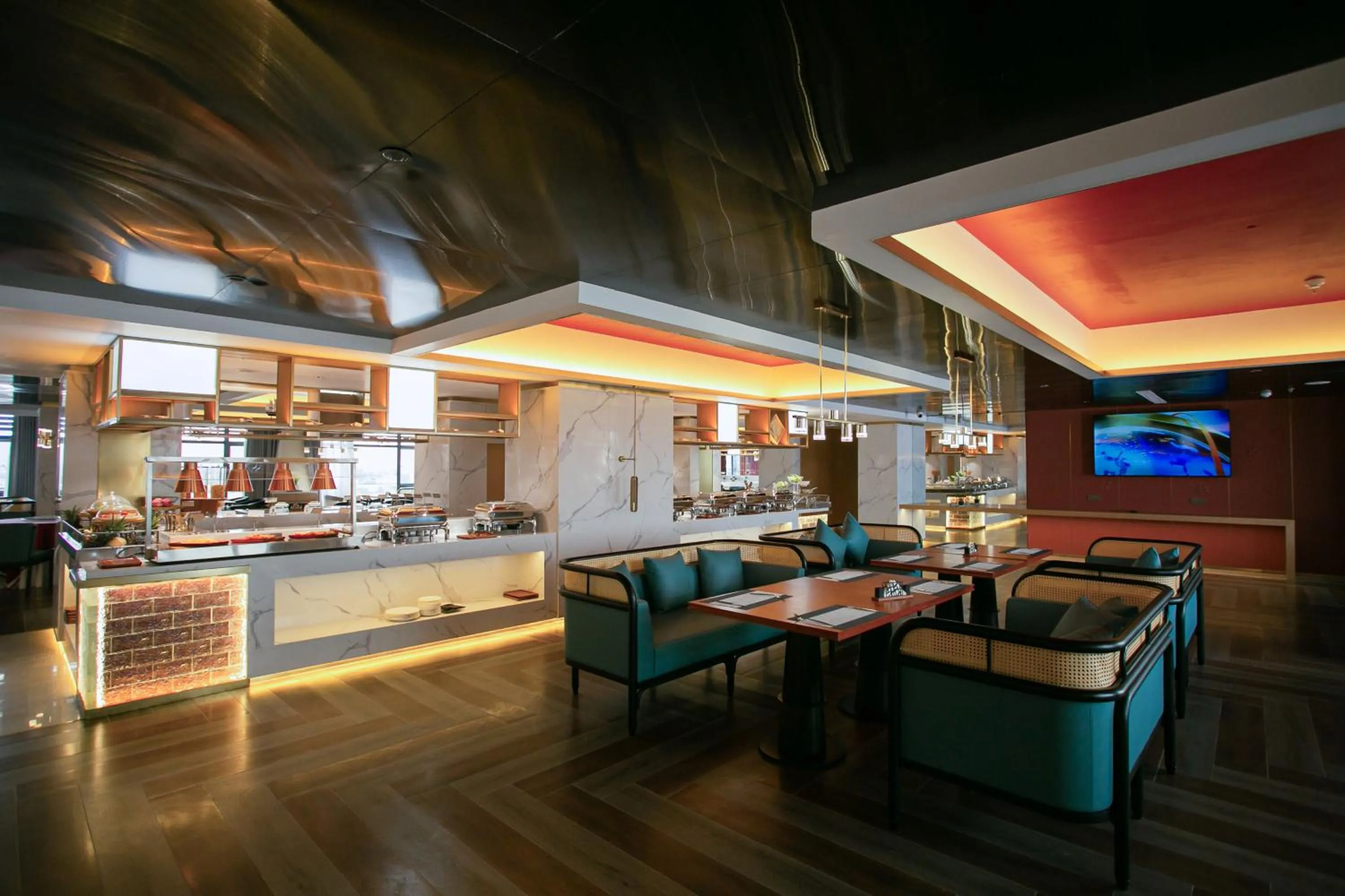 Restaurant/places to eat in Ramada by Wyndham Vientiane Central